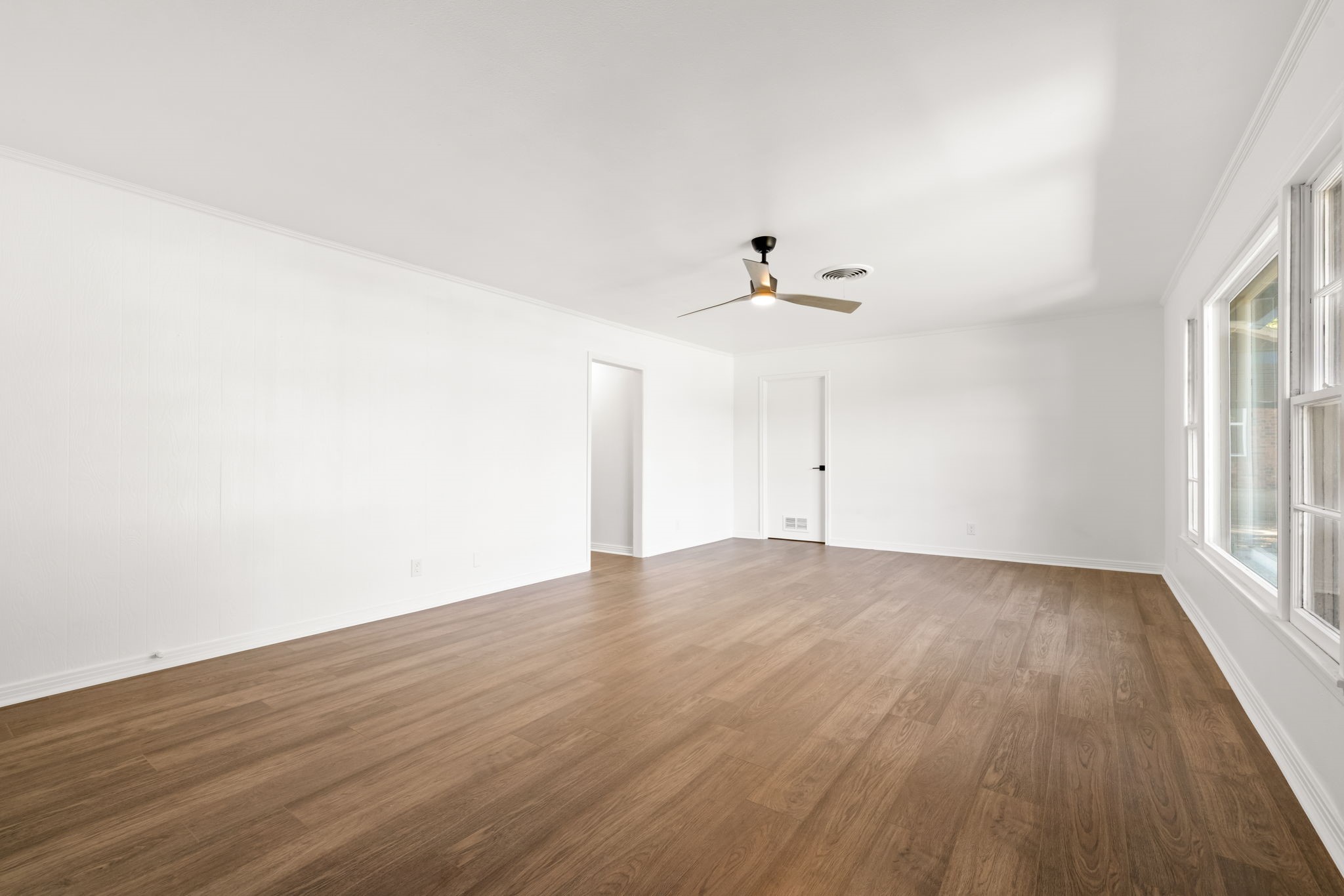 7292 Hardisty Street