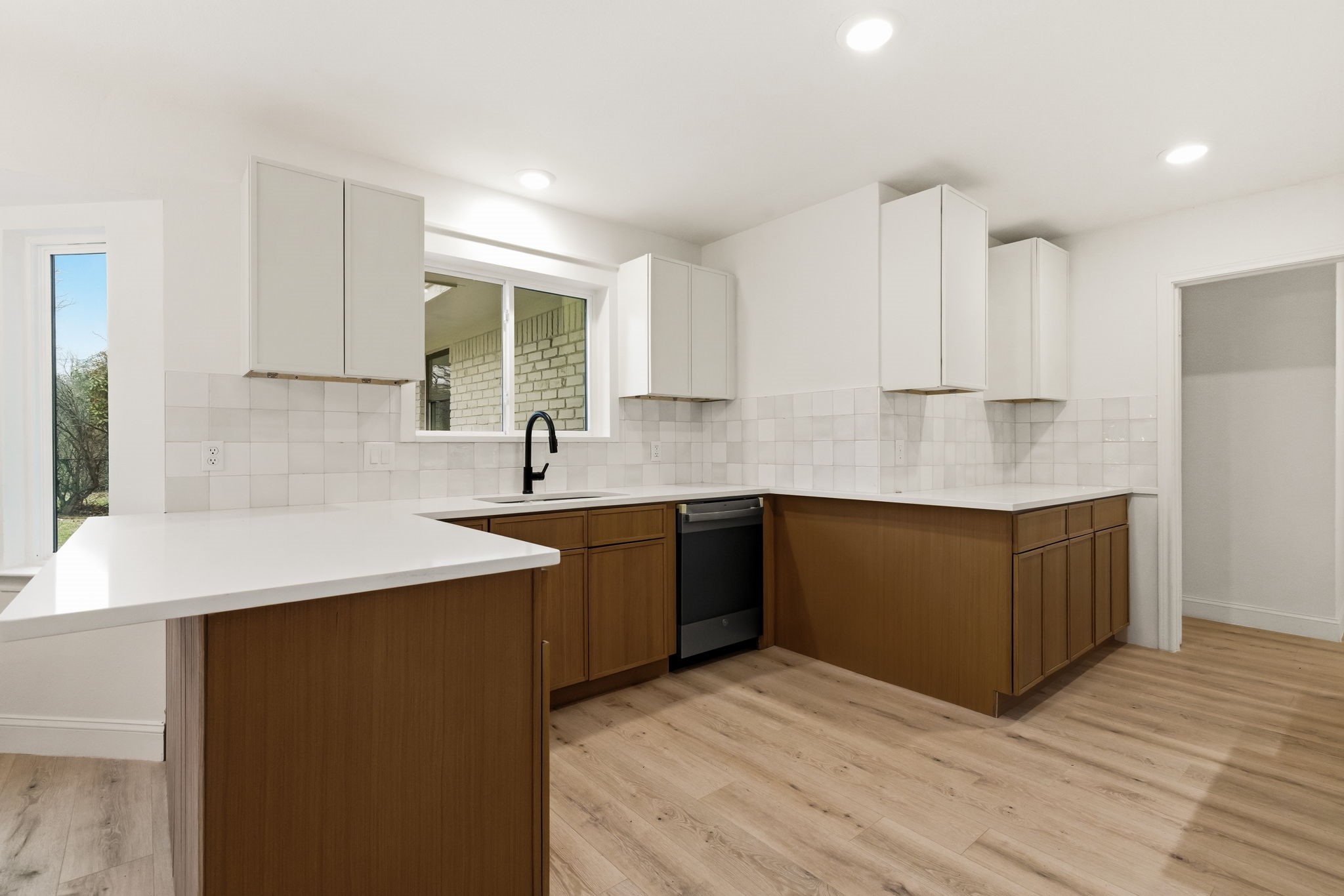 1812 Park Hill Drive