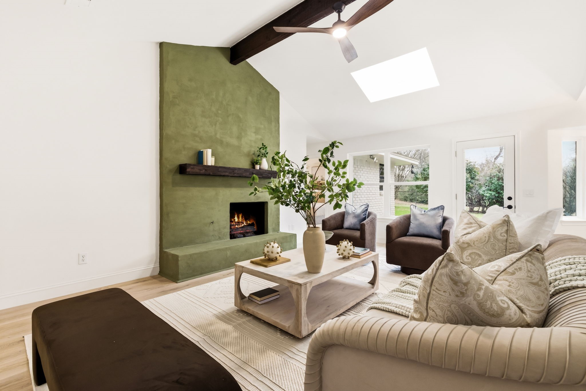 1812 Park Hill Drive