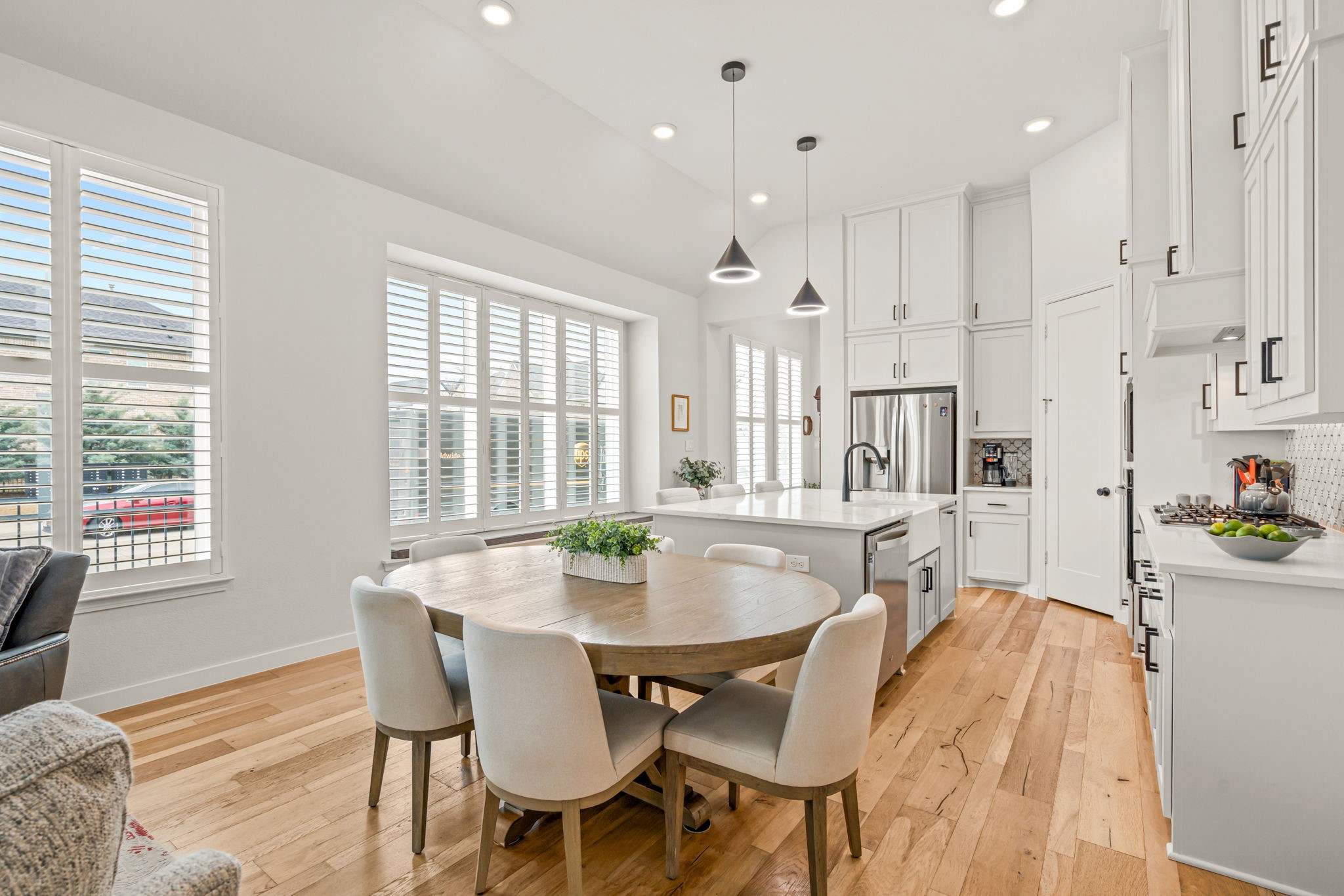 3524 E Cheney Avenue