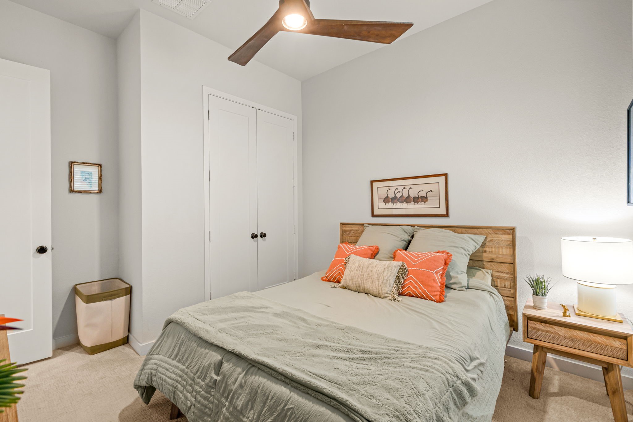 3524 E Cheney Avenue