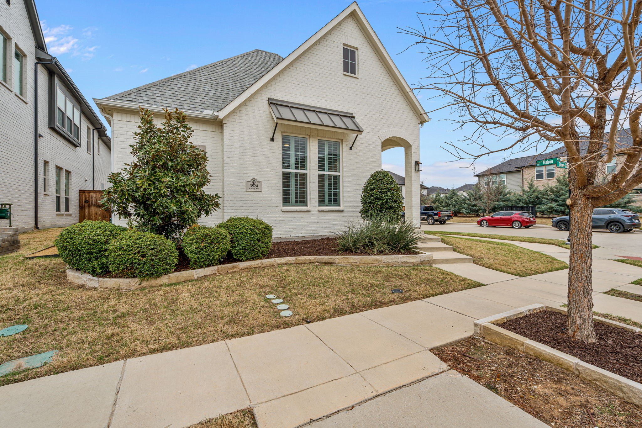 3524 E Cheney Avenue