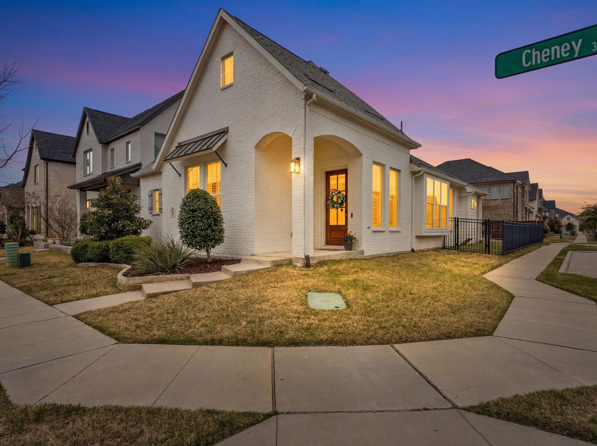 3524 E Cheney Avenue