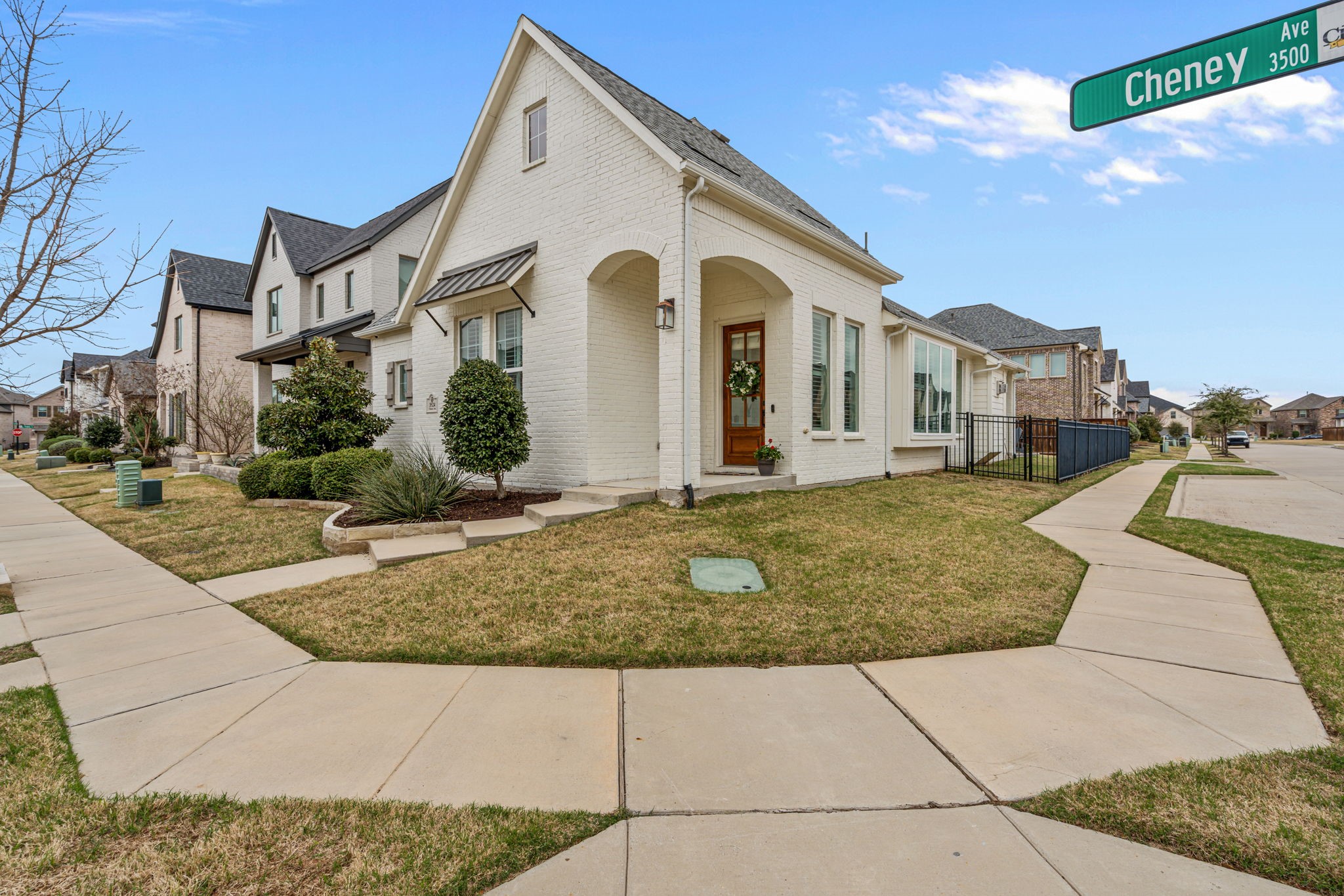 3524 E Cheney Avenue