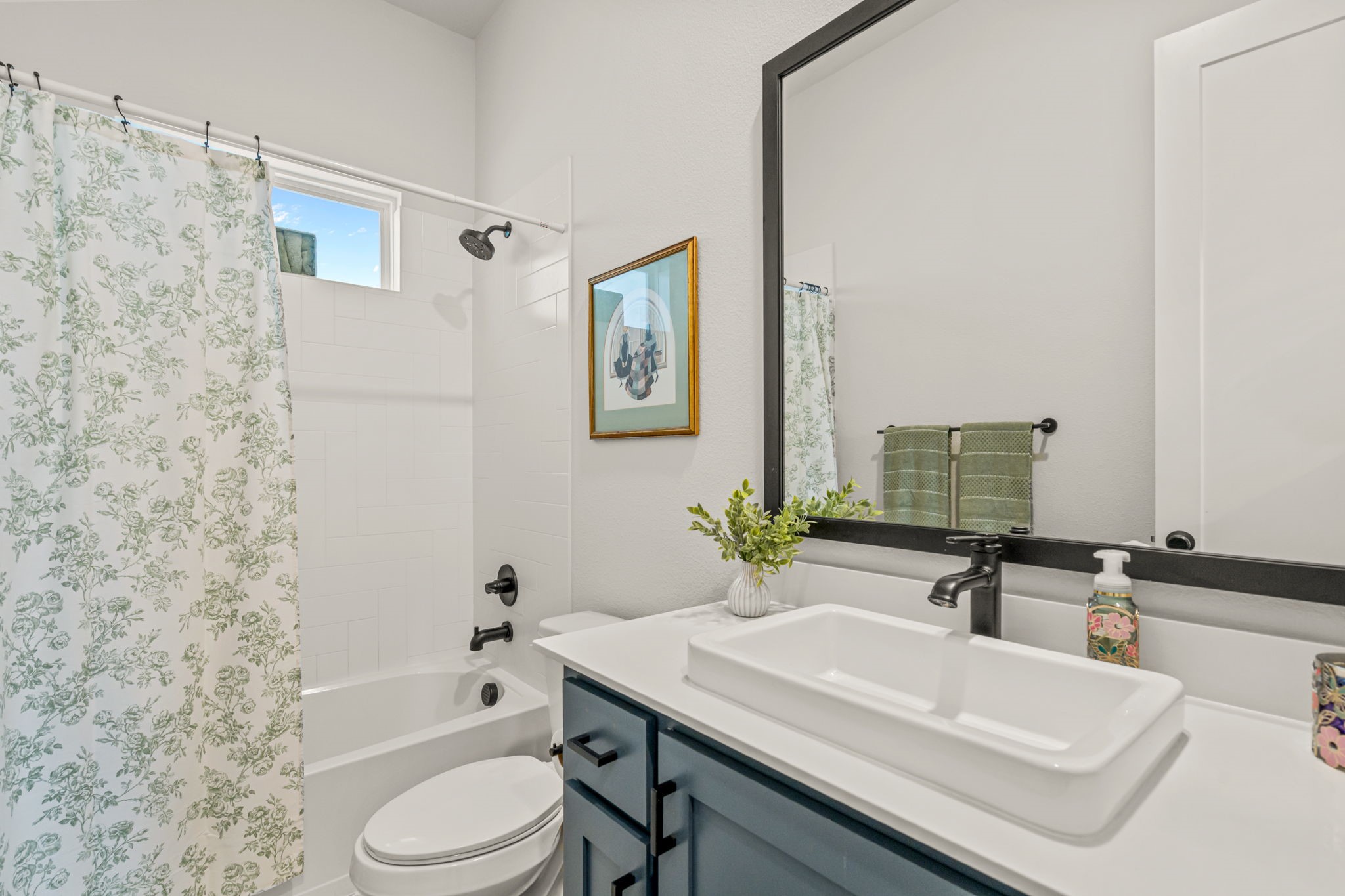 3524 E Cheney Avenue