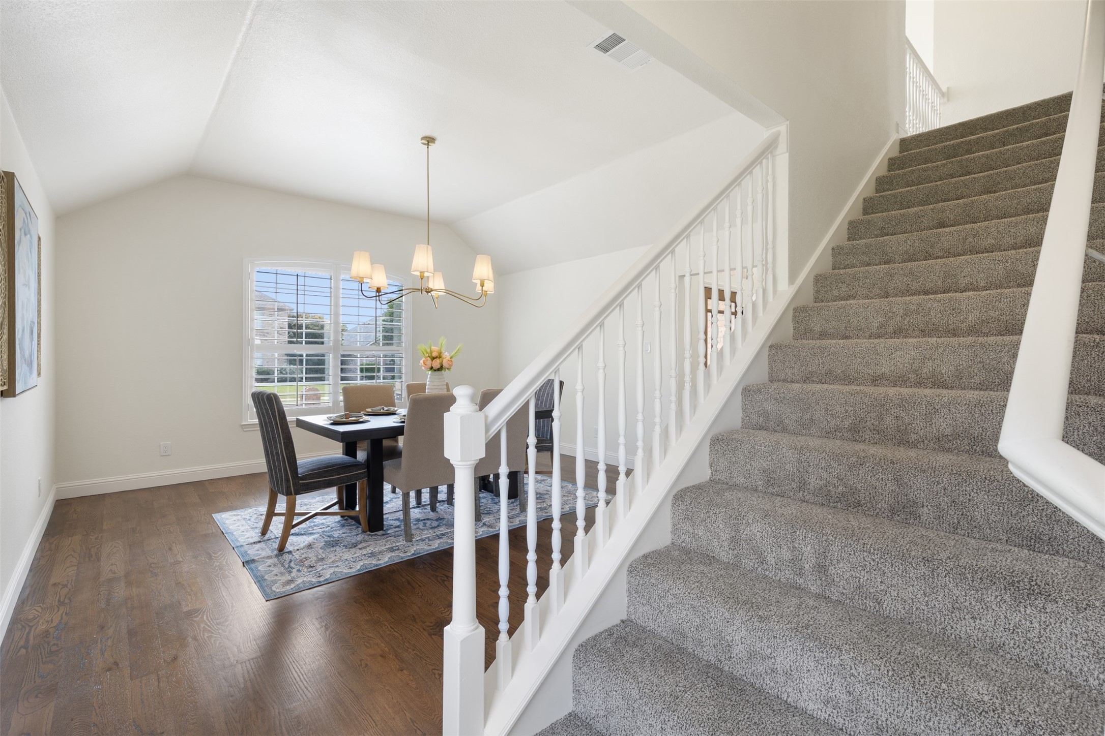 5421 Palace Drive