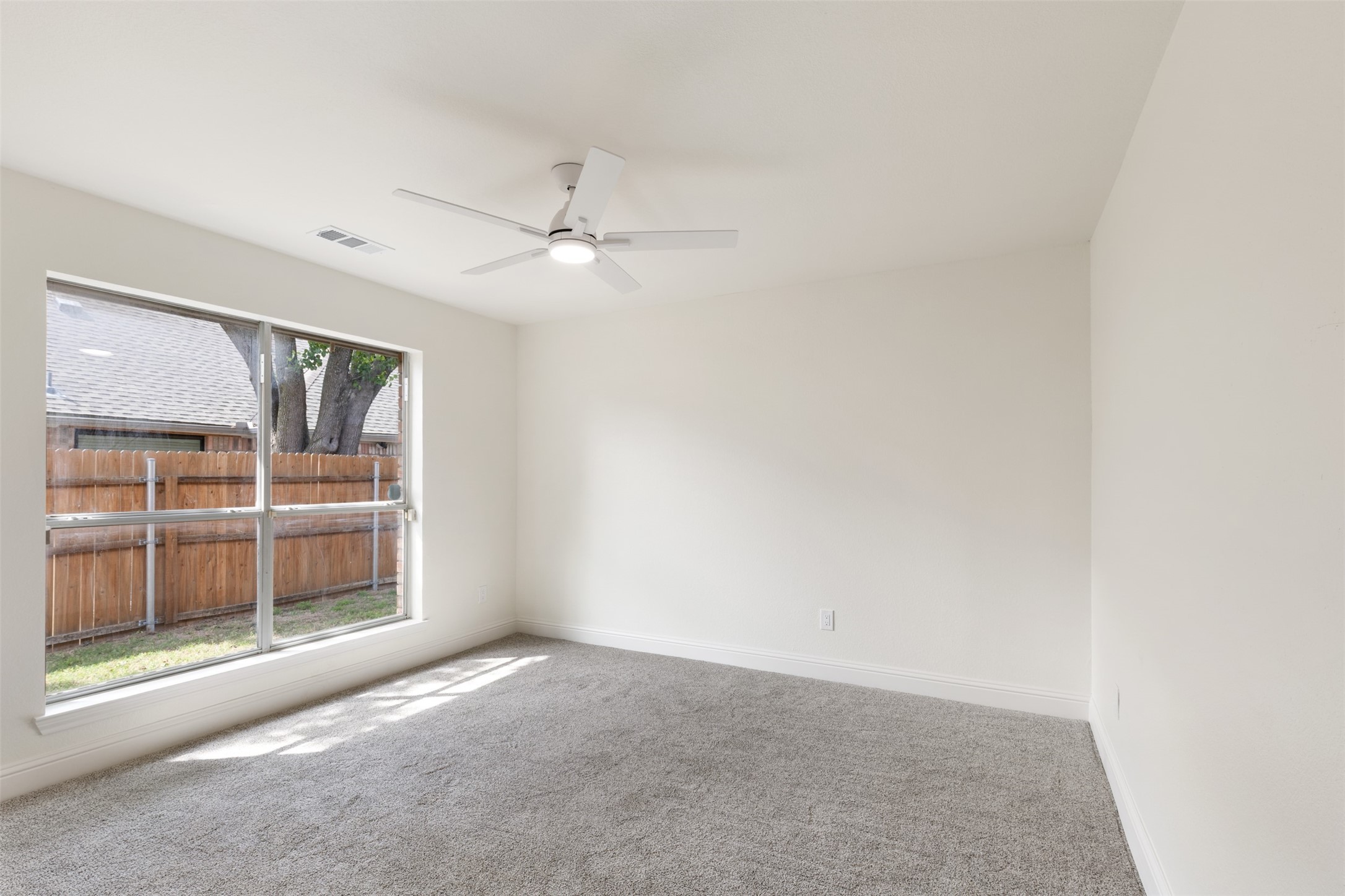 5421 Palace Drive