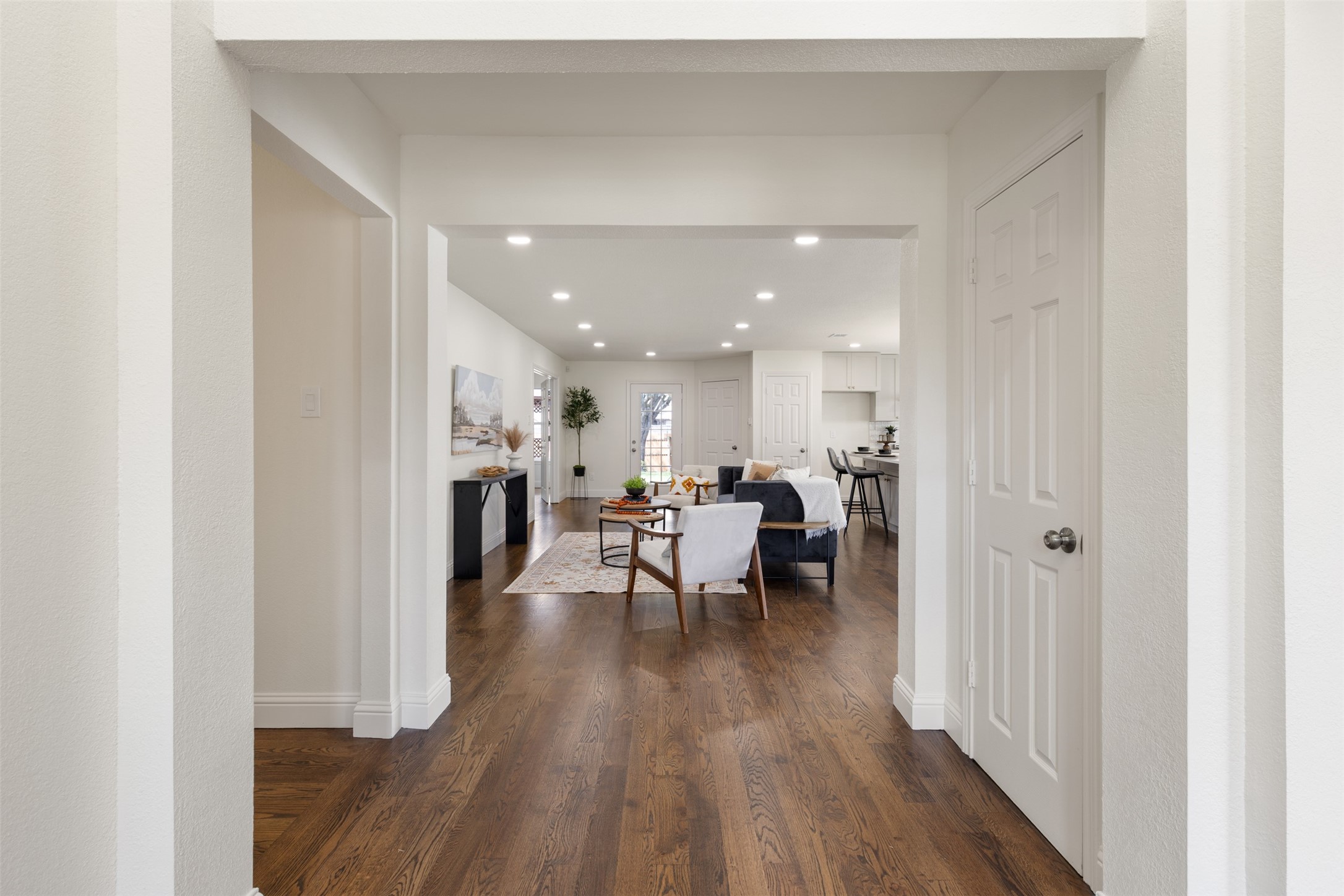 5421 Palace Drive