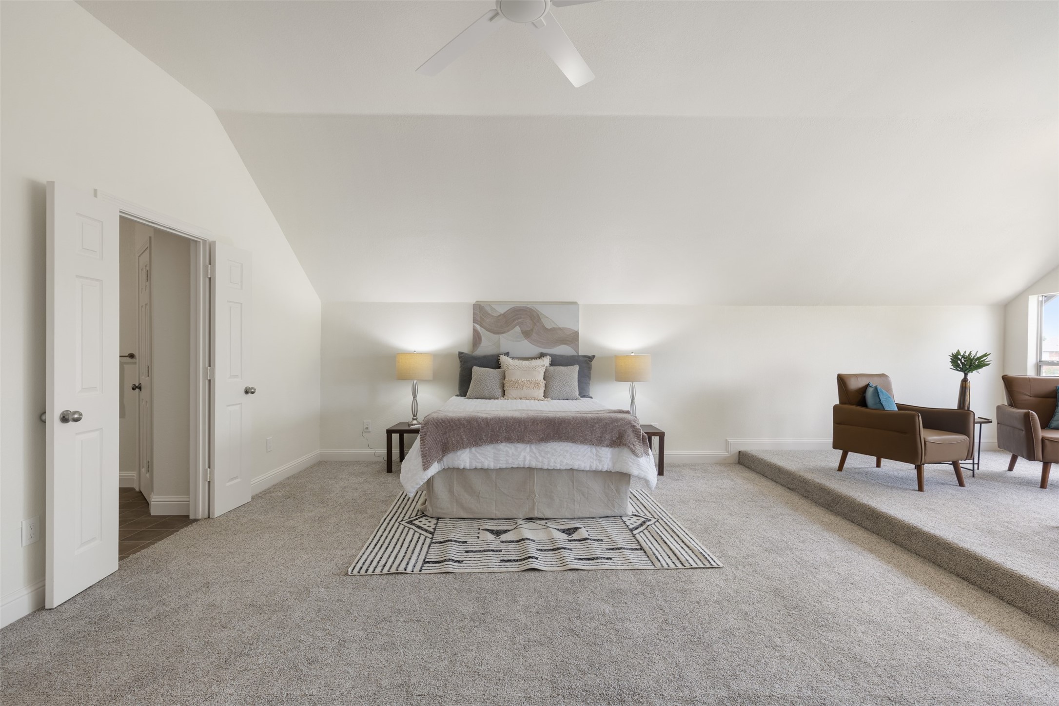 5421 Palace Drive
