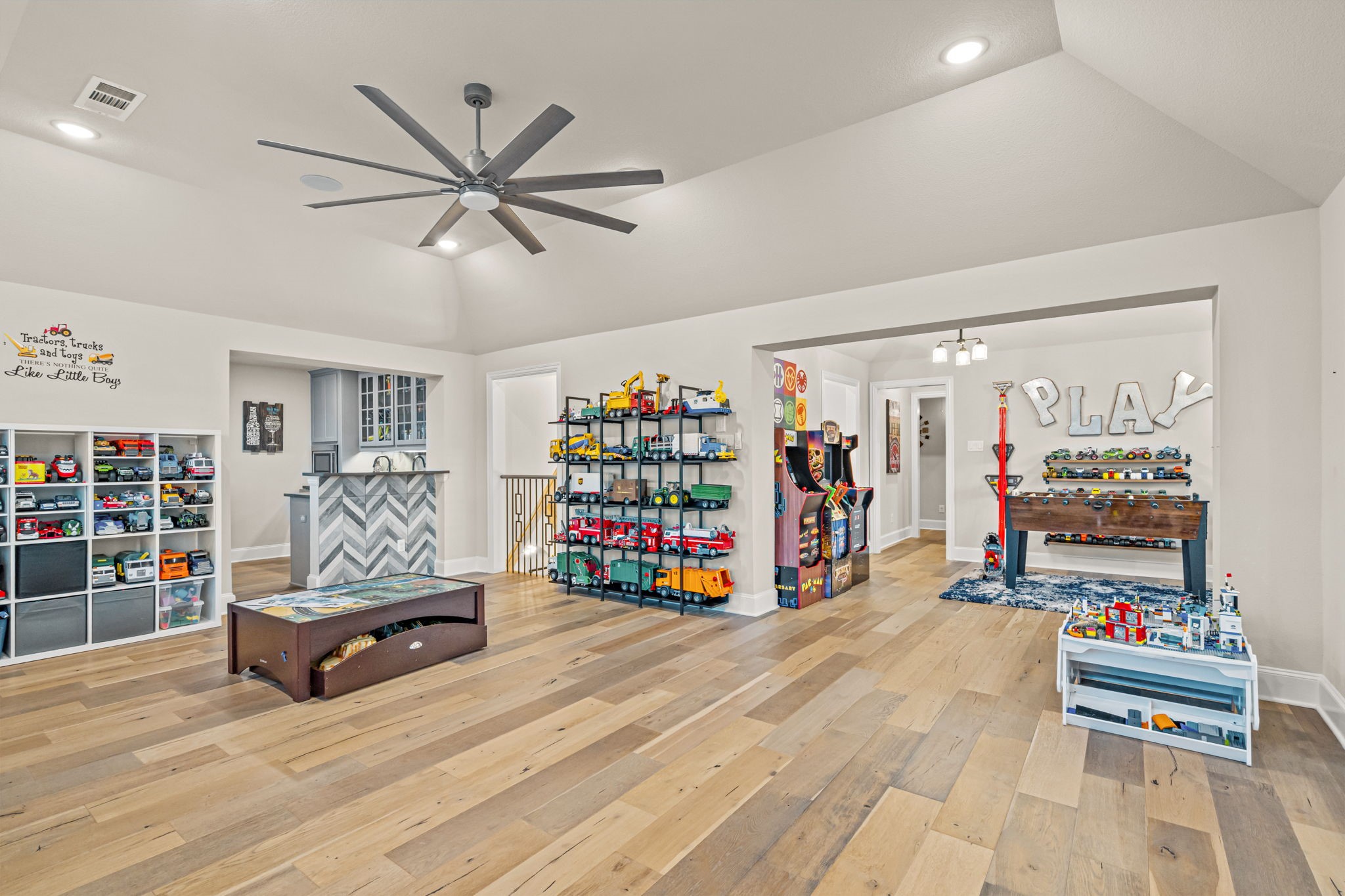 4400 Mueller Lane
