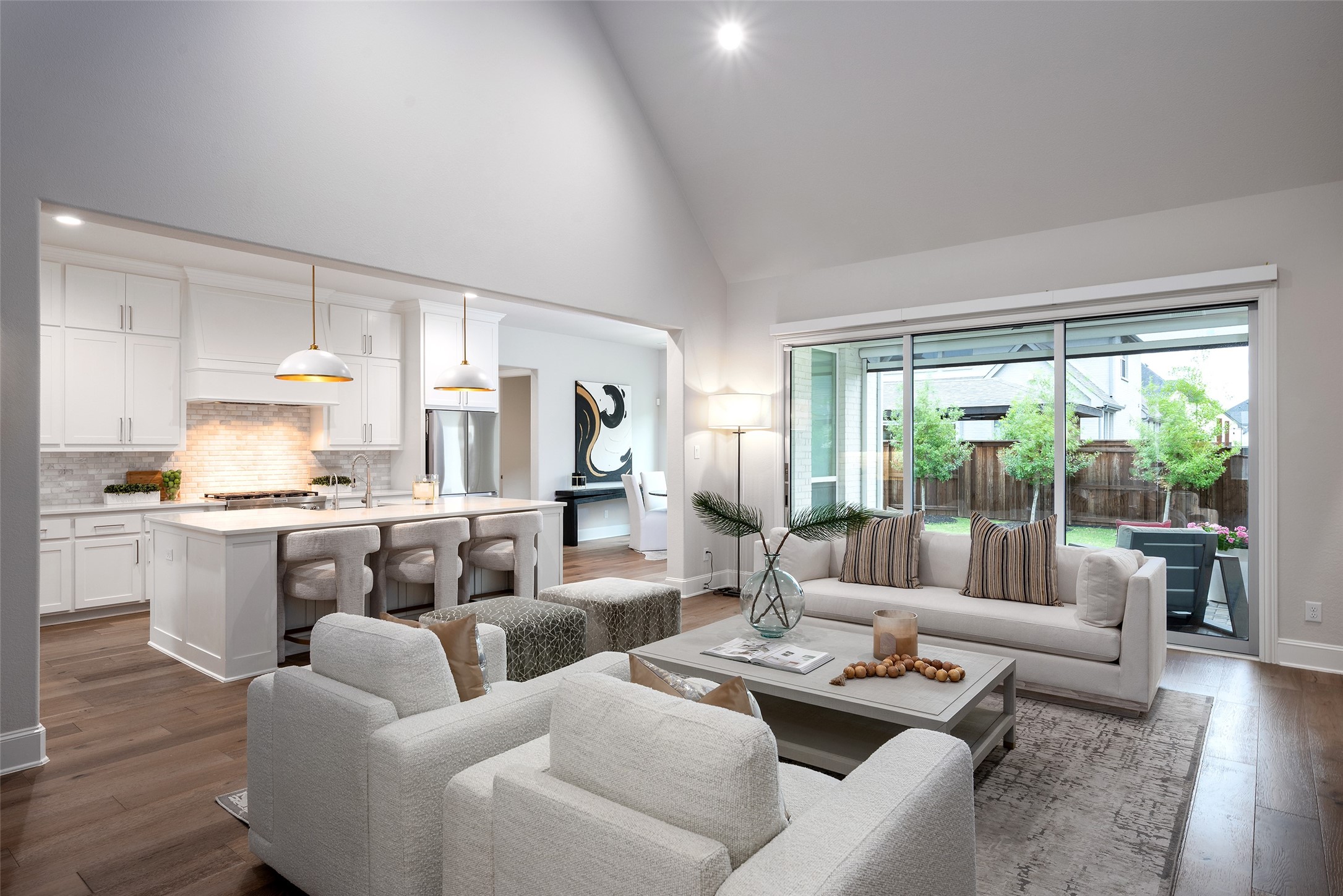 4541 Silver Spur Drive