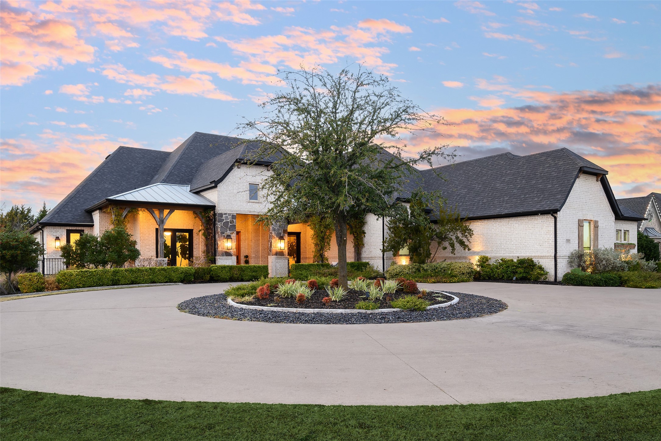 1501 Stony Trail