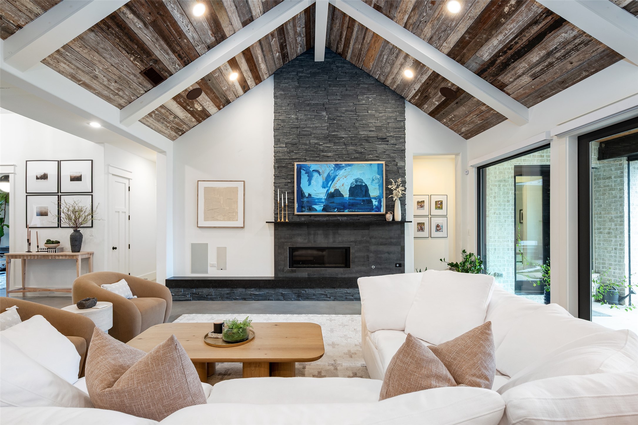 1501 Stony Trail
