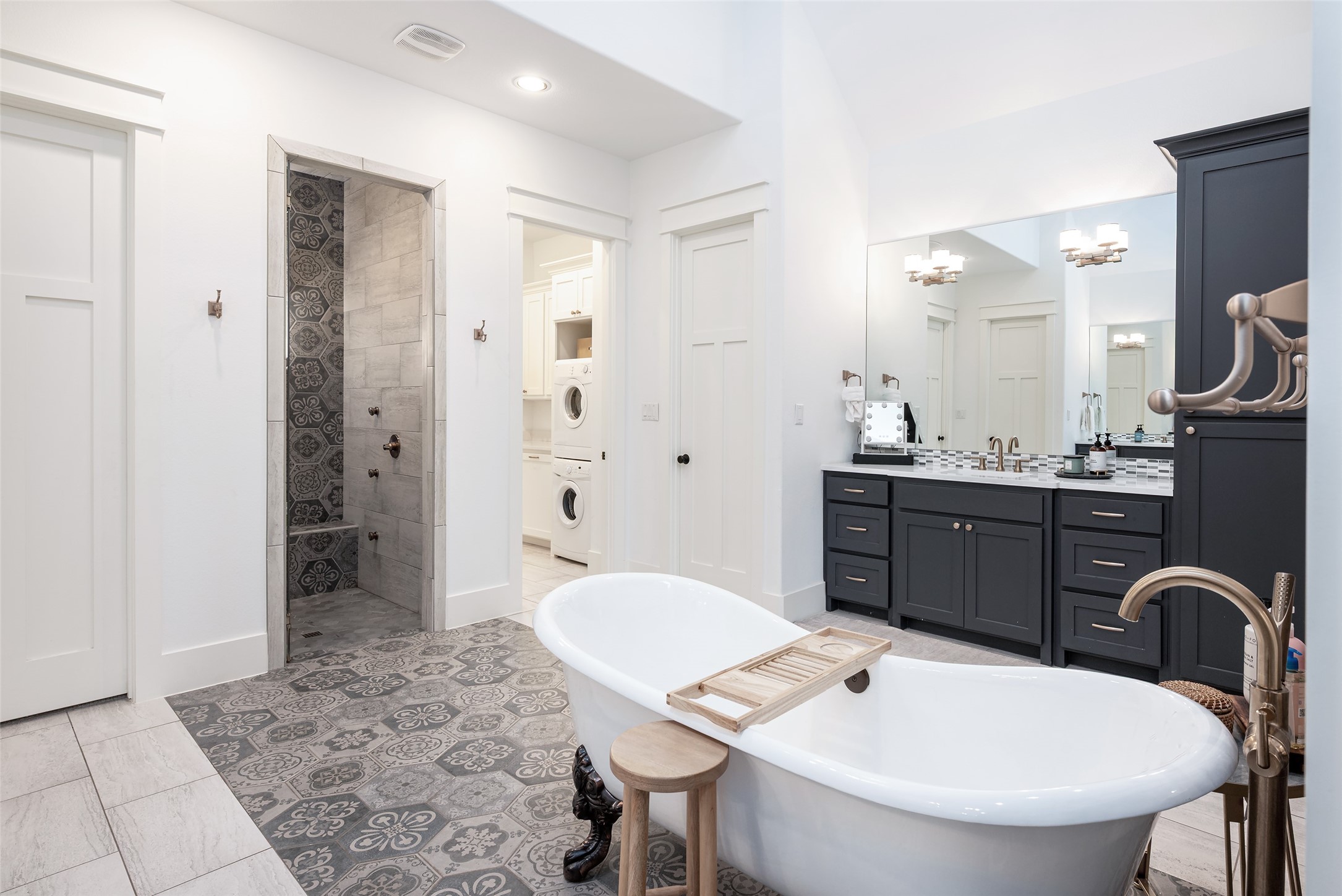 1501 Stony Trail