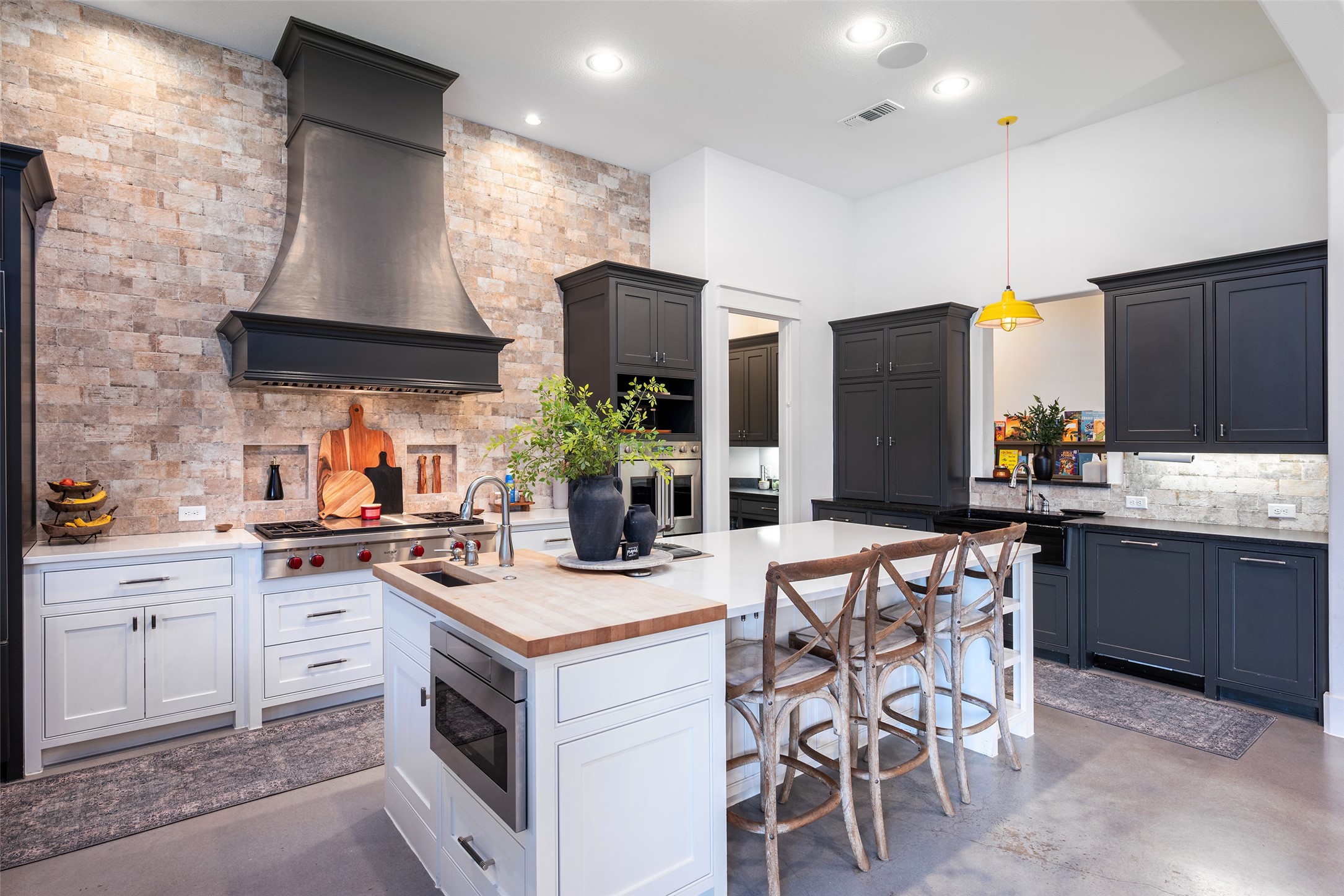 1501 Stony Trail