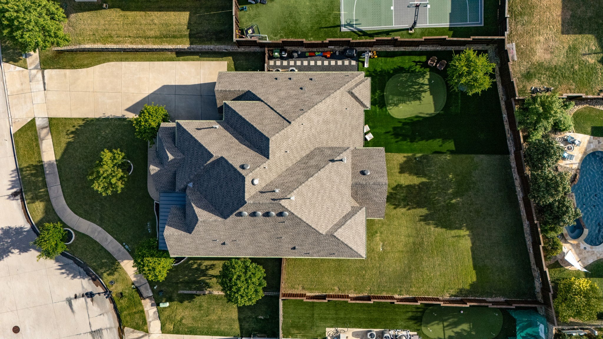 710 Almeda Lane