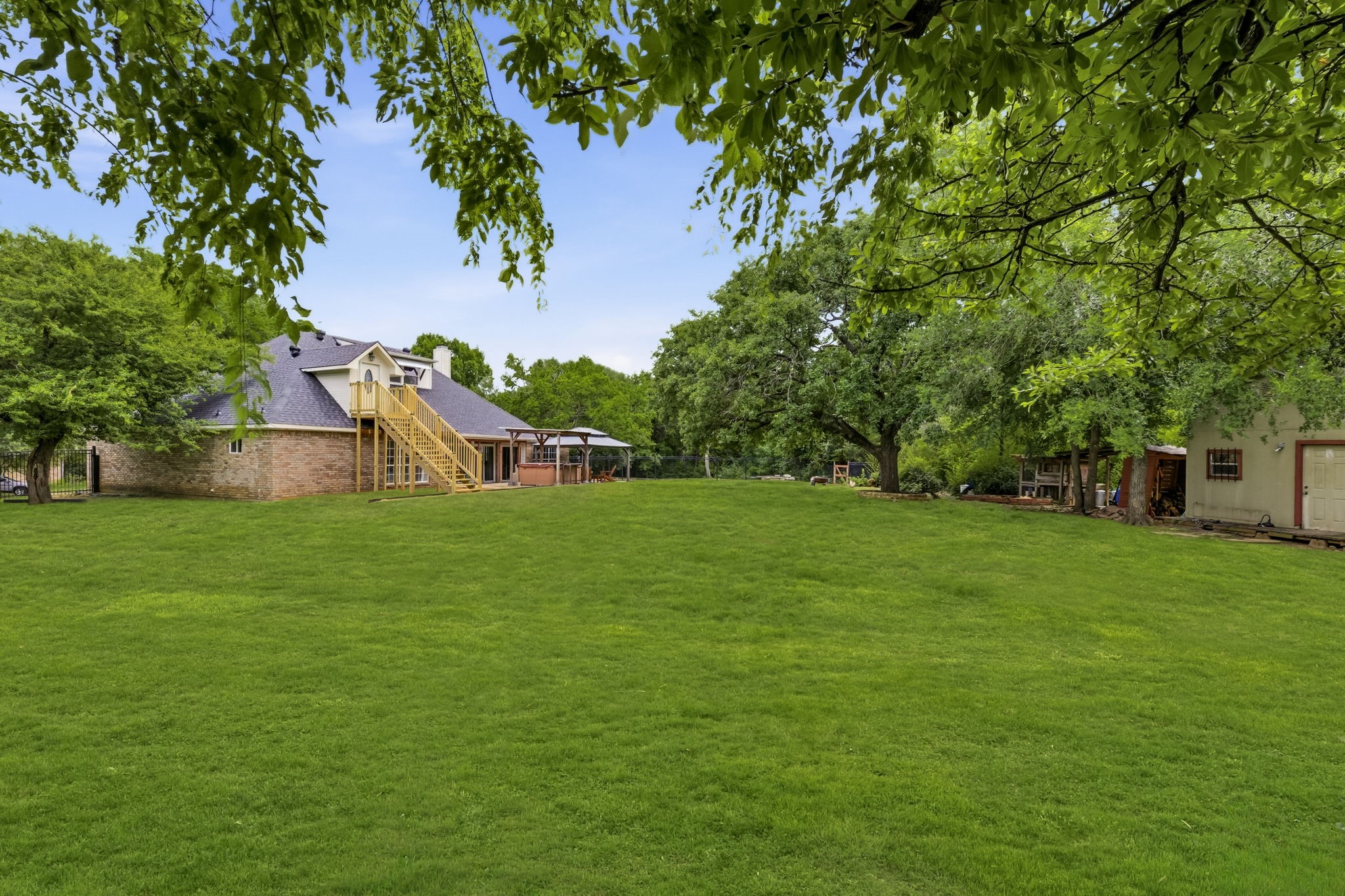 1092 Holly Lane