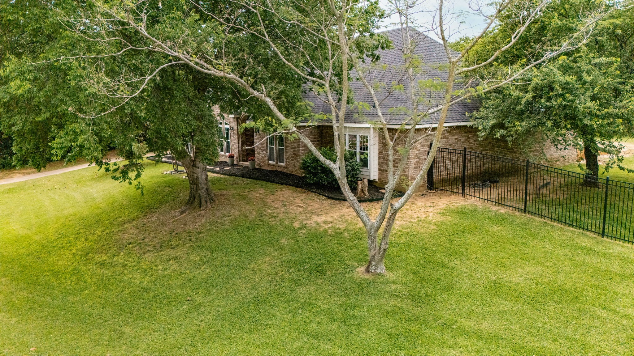 1092 Holly Lane