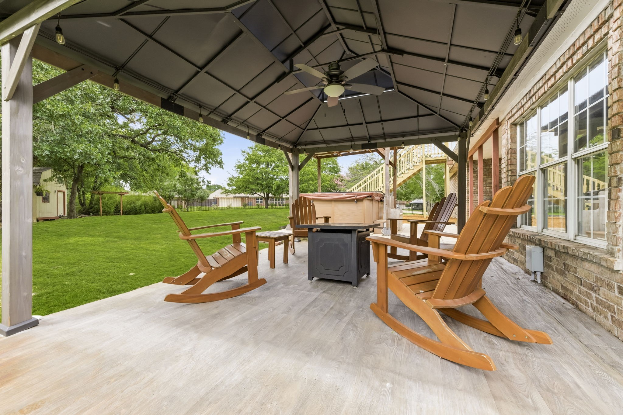 1092 Holly Lane