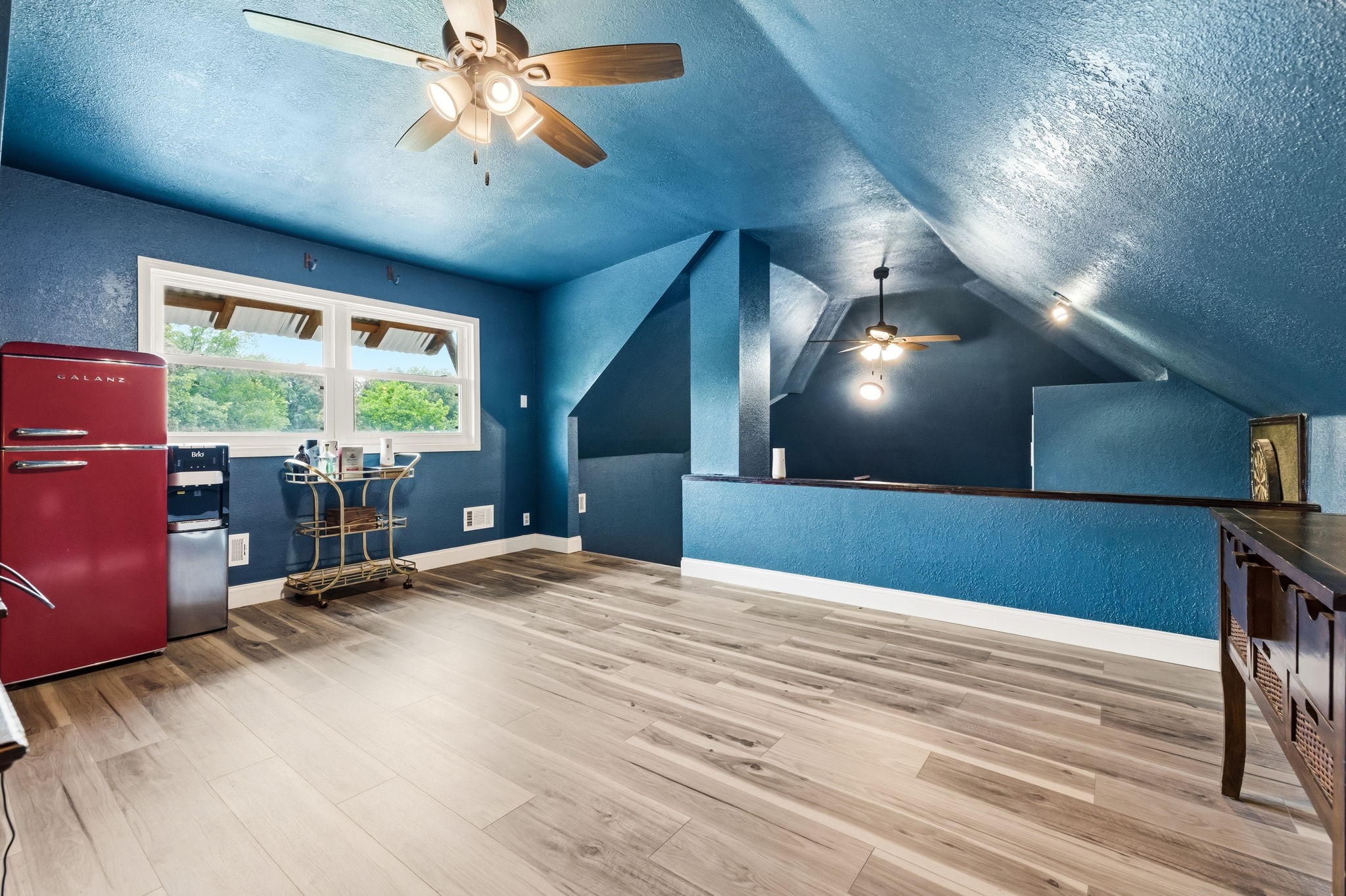 1092 Holly Lane