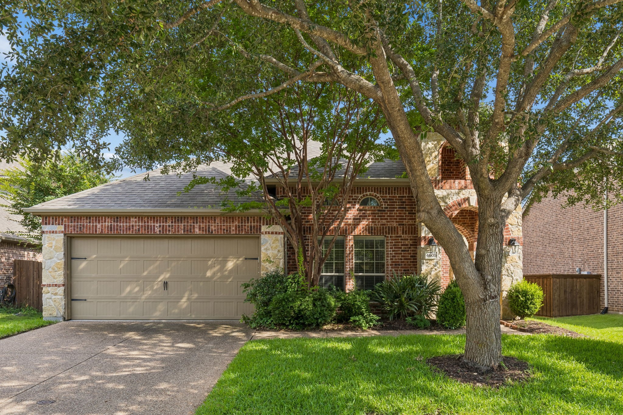 4605 Forest Cove Drive
