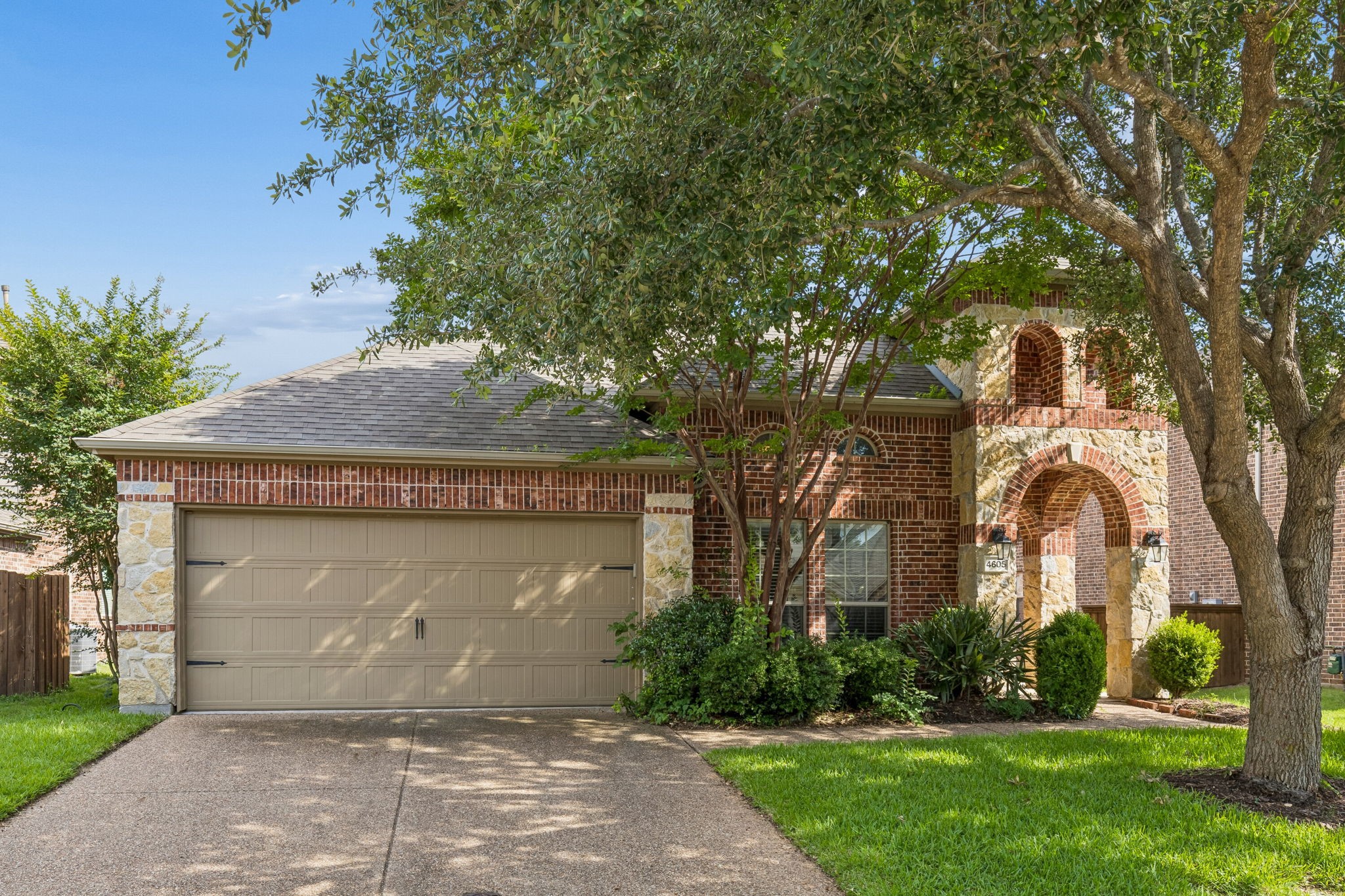 4605 Forest Cove Drive