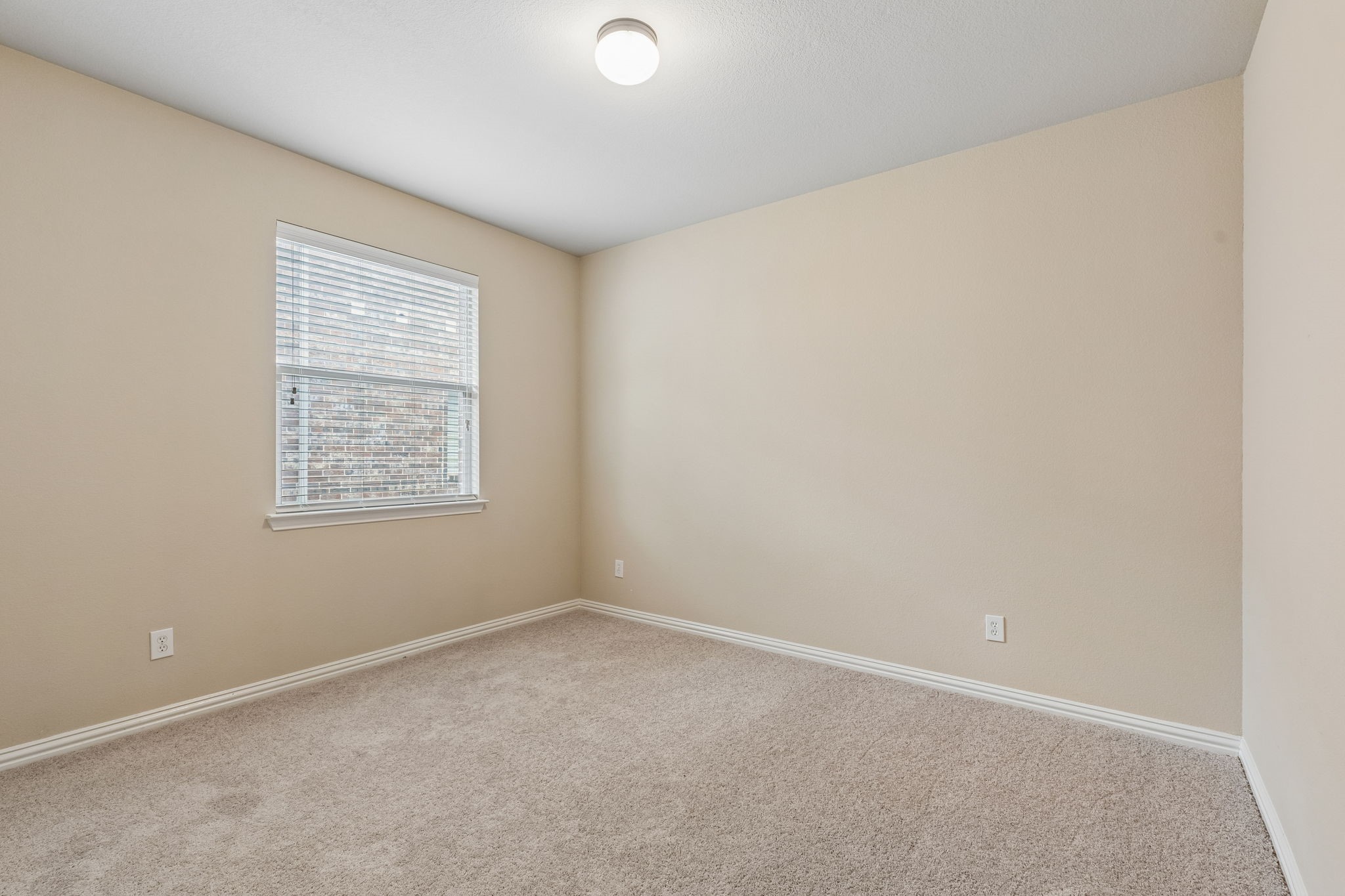 4605 Forest Cove Drive
