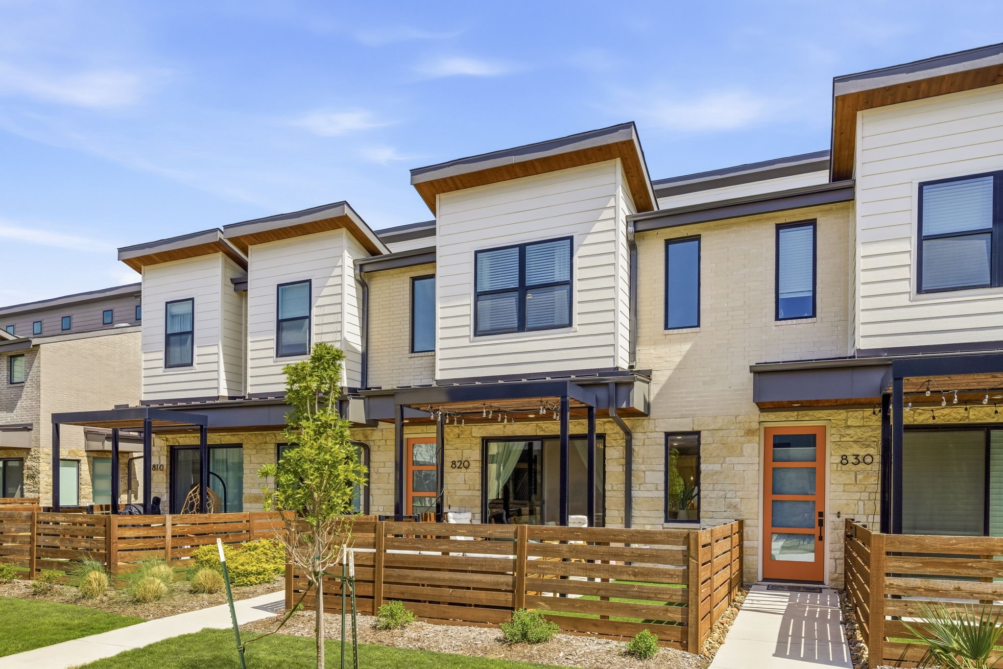 820 Dulaney Court