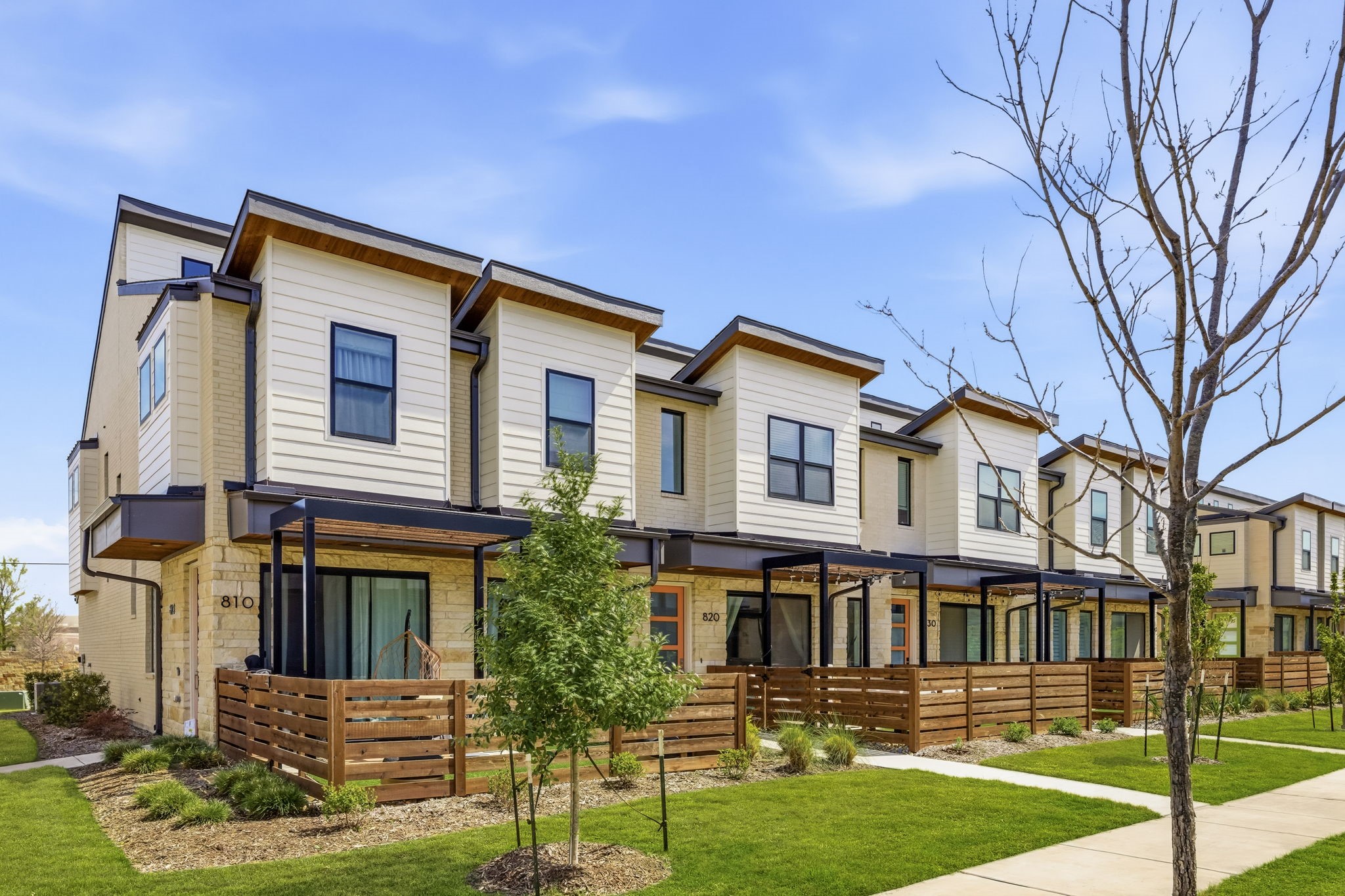 820 Dulaney Court