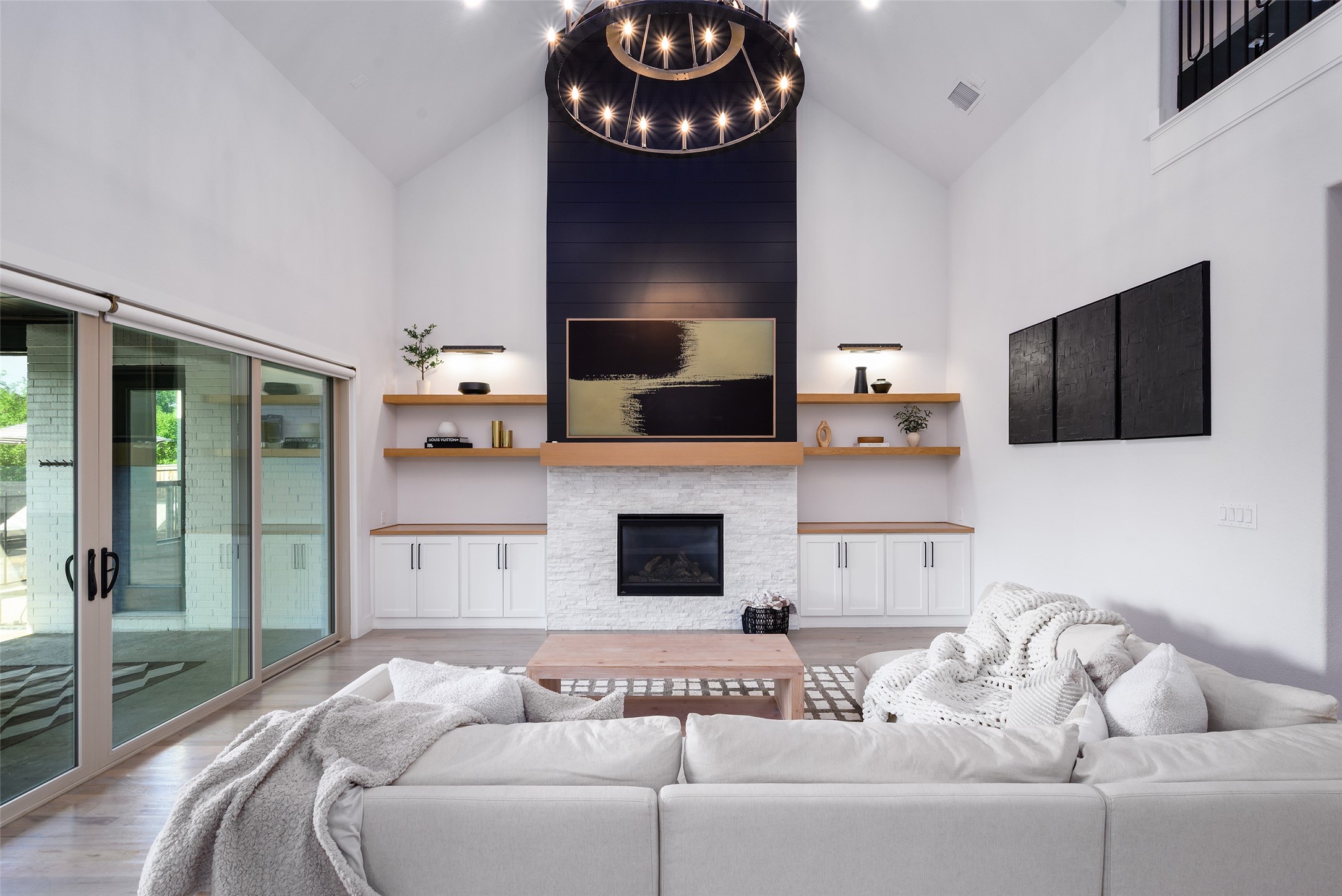 1525 Langford Lane