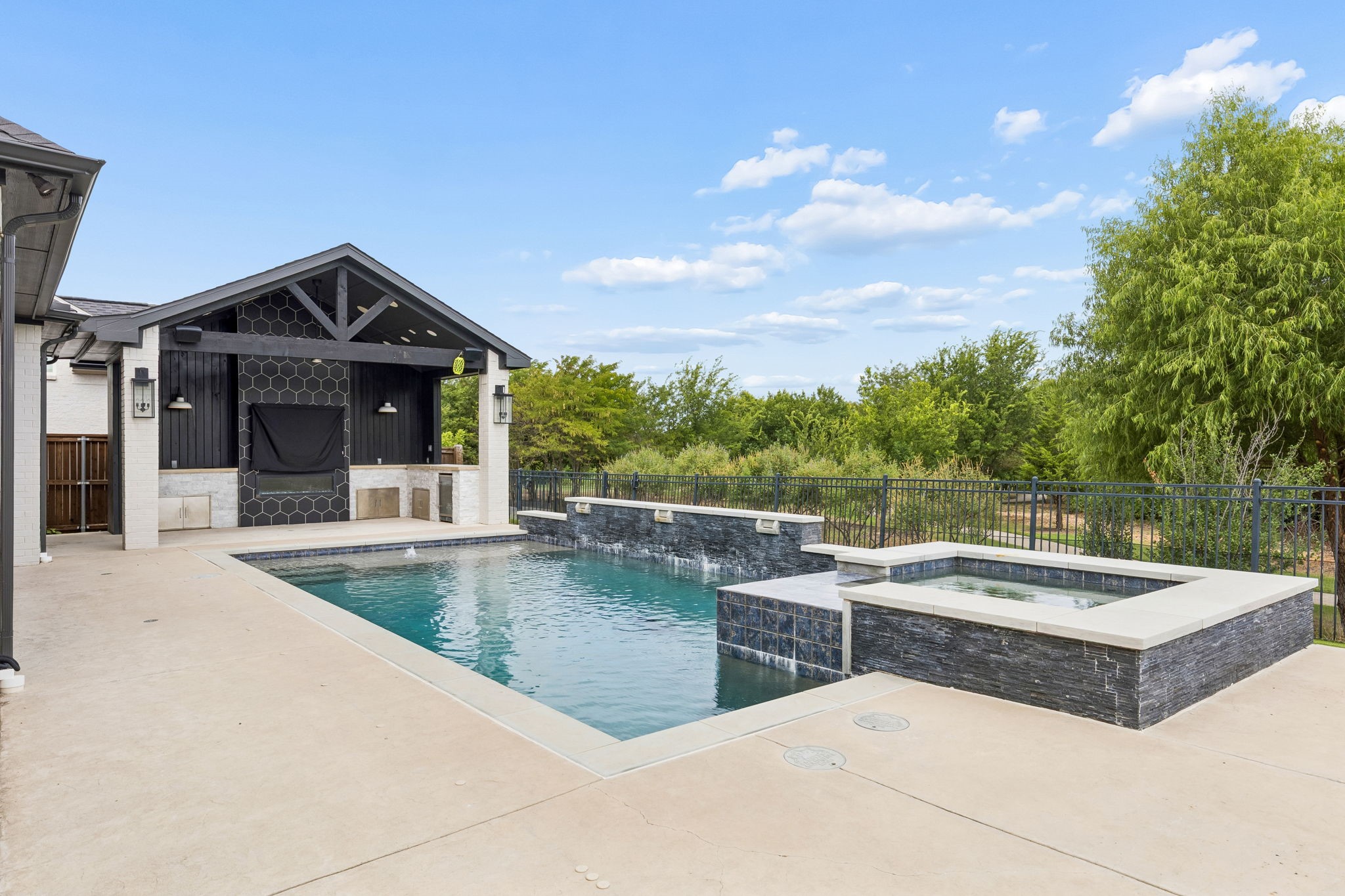 1525 Langford Lane