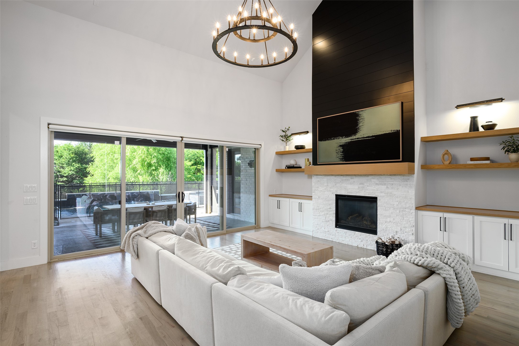 1525 Langford Lane