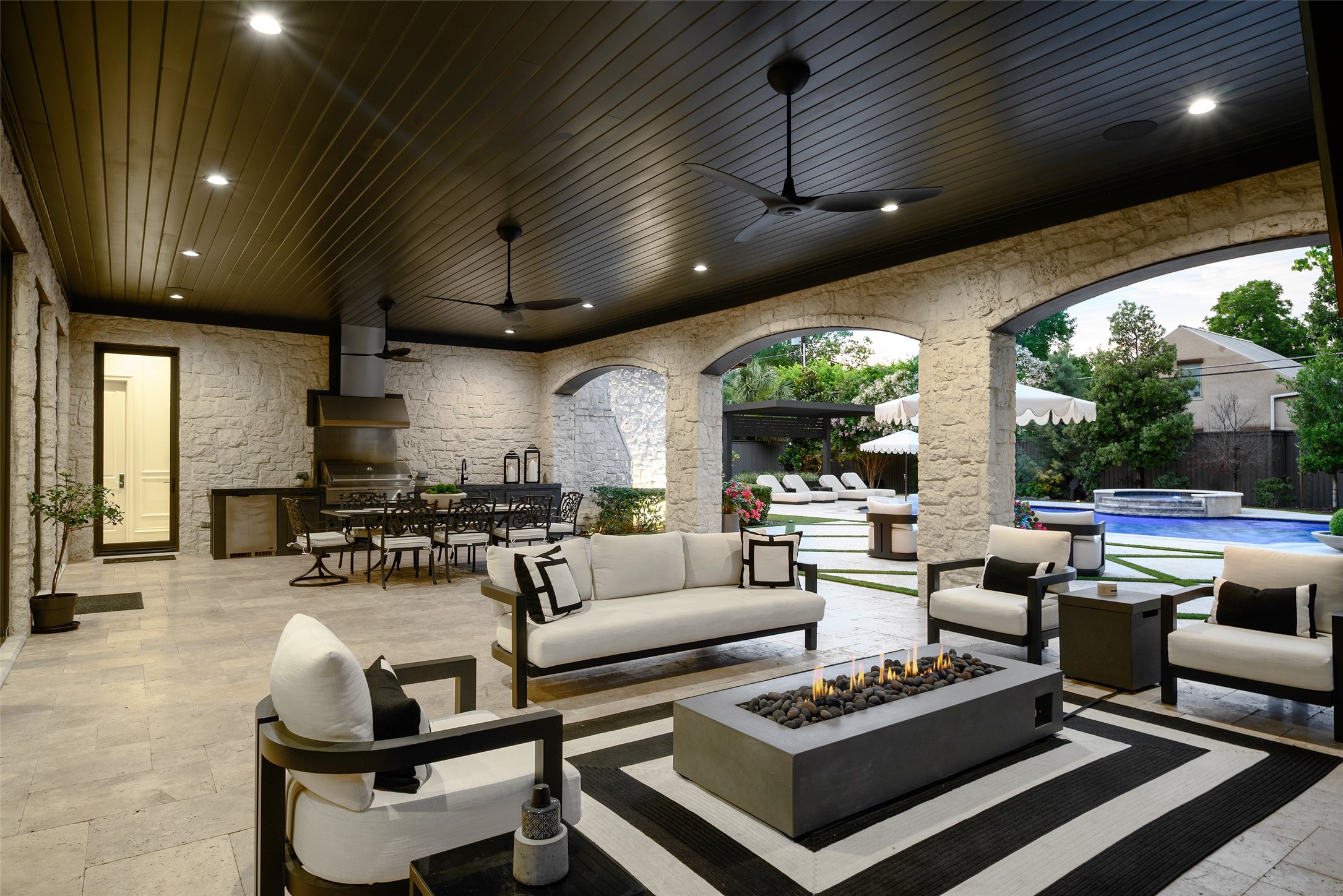 6517 Prestonshire Lane
