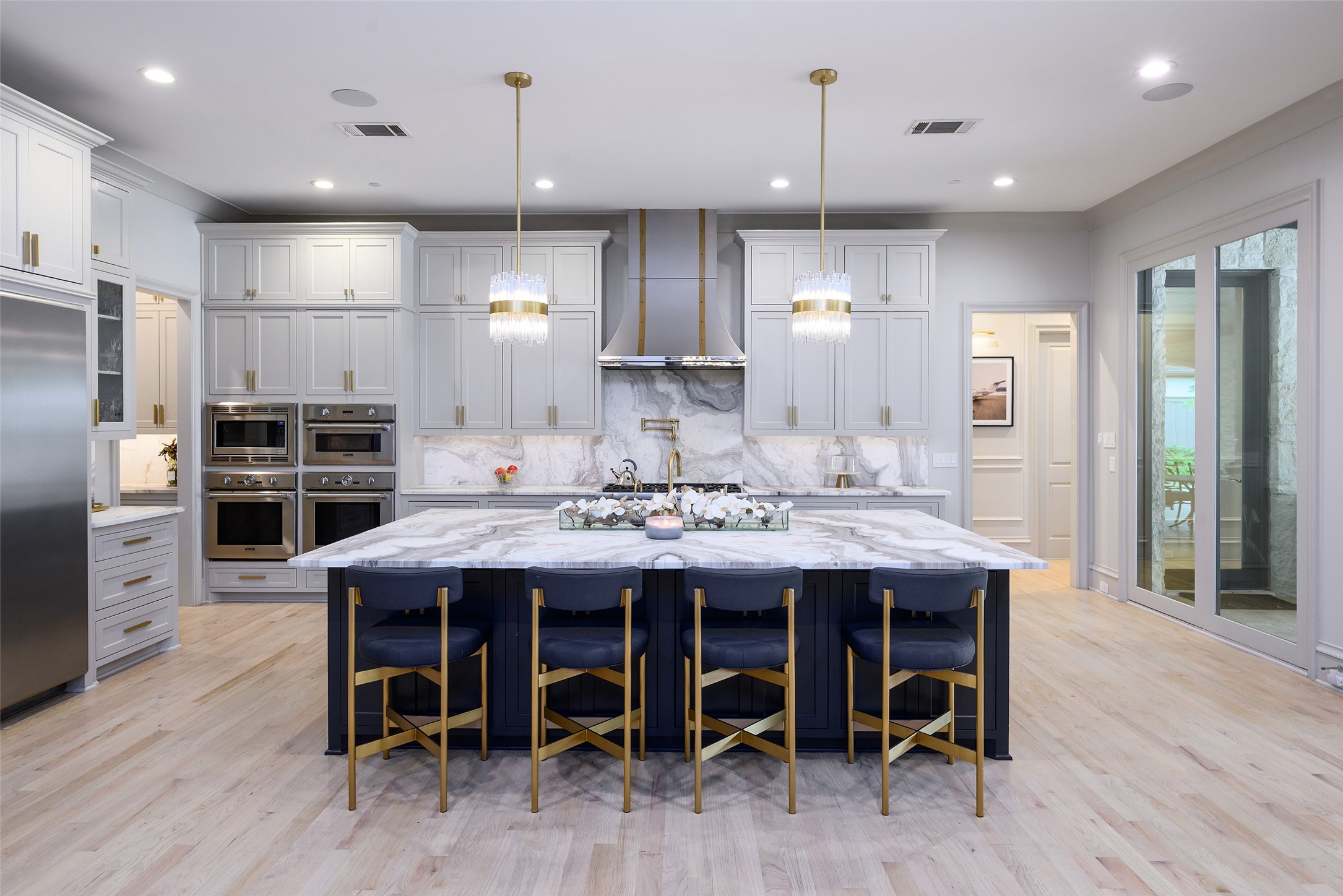 6517 Prestonshire Lane