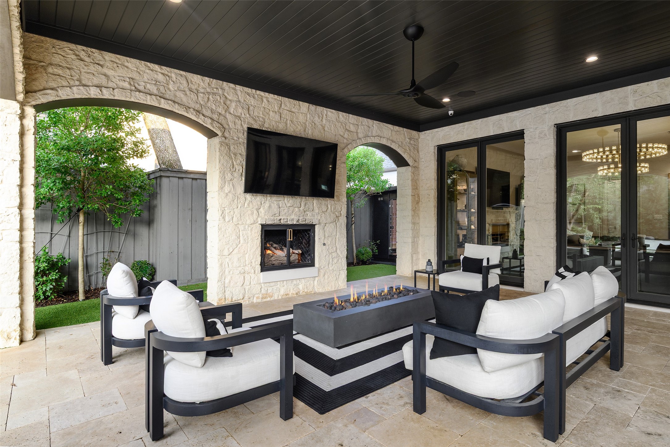 6517 Prestonshire Lane