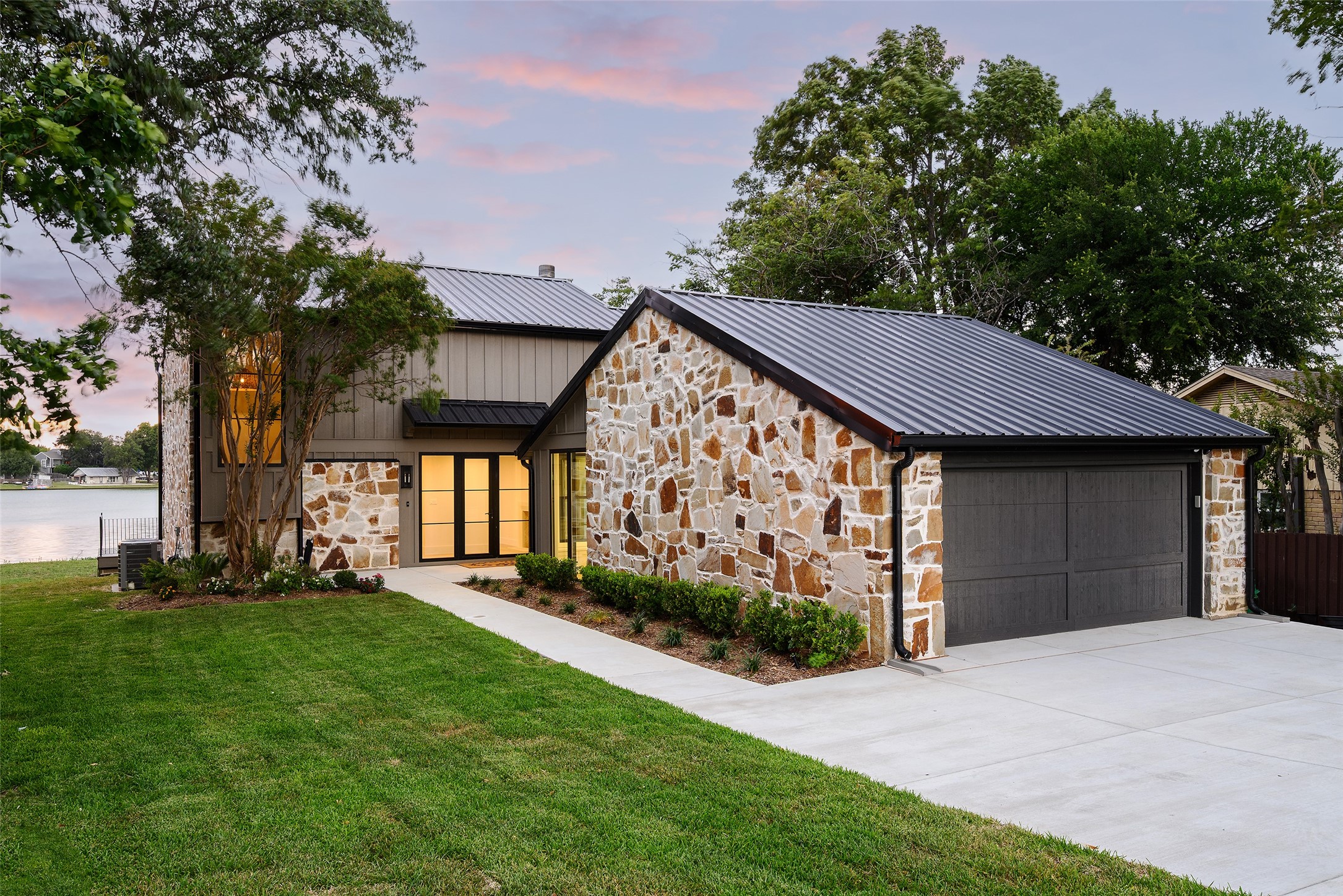 313 Scenic Drive