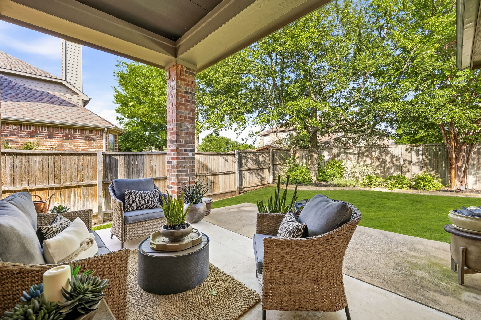 7505 Willowbend Drive