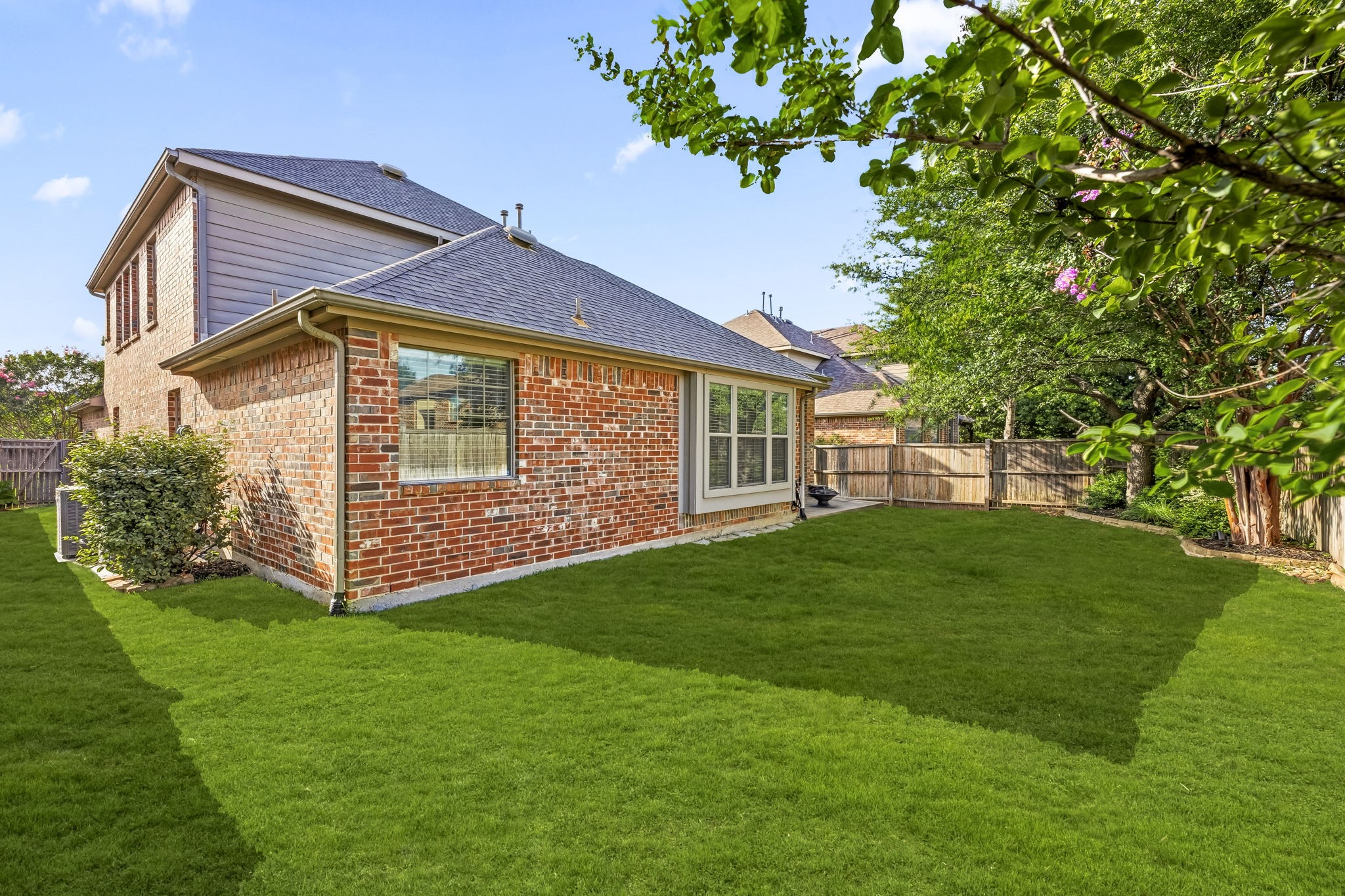 7505 Willowbend Drive