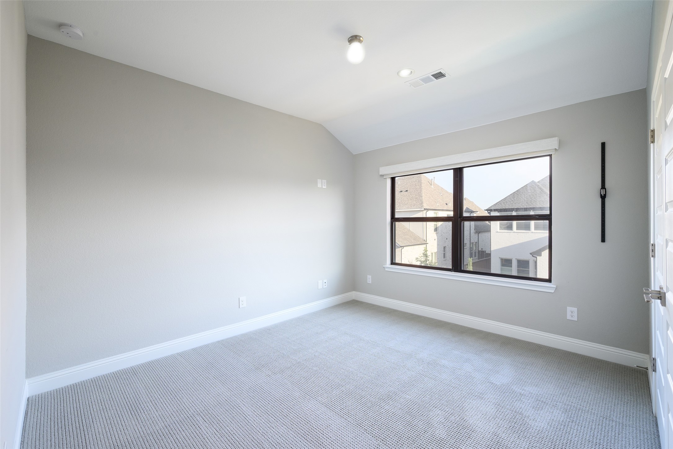 2121 Normandy Circle