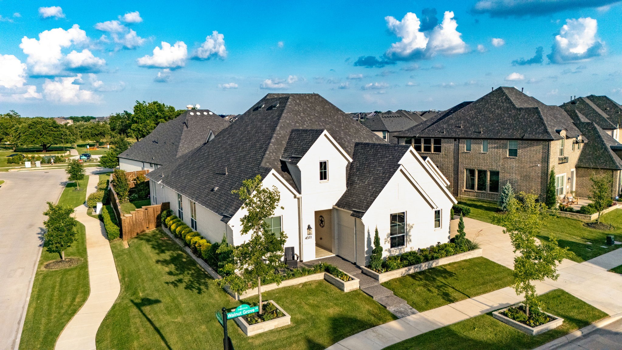 4511 Walnut Grove Lane