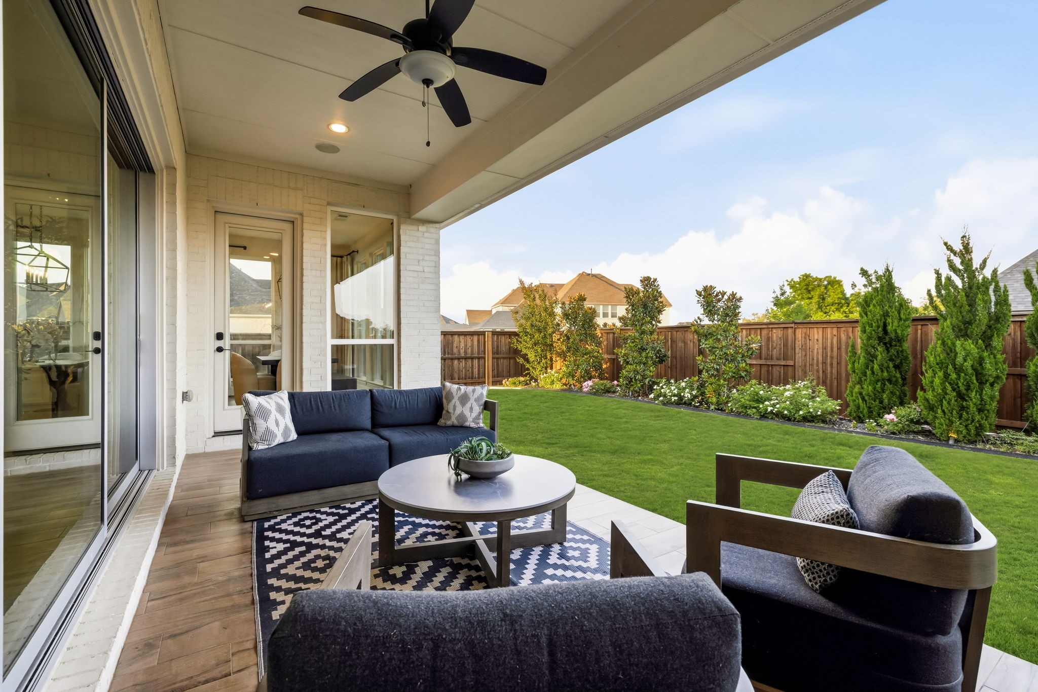 4511 Walnut Grove Lane