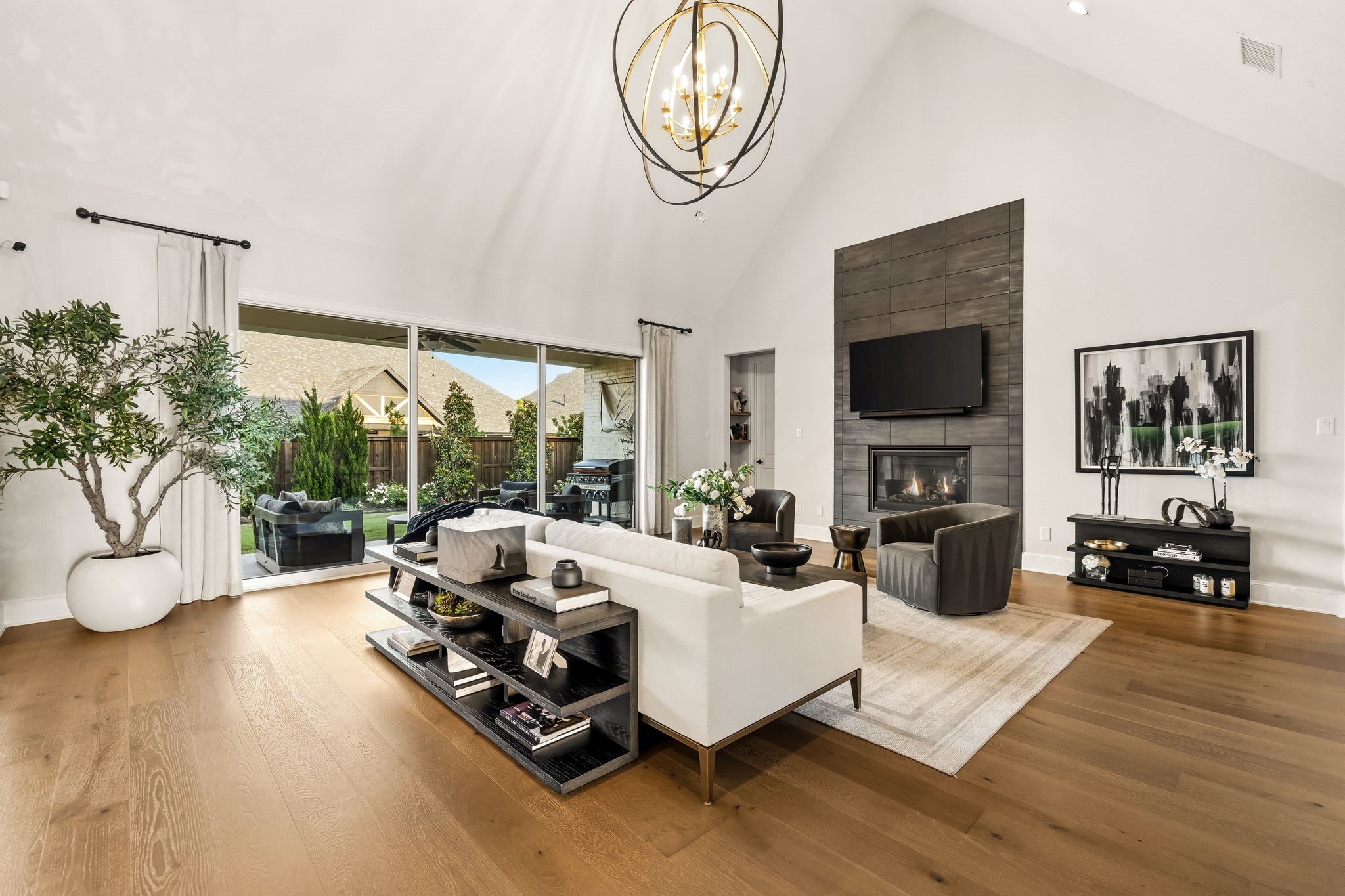 4511 Walnut Grove Lane