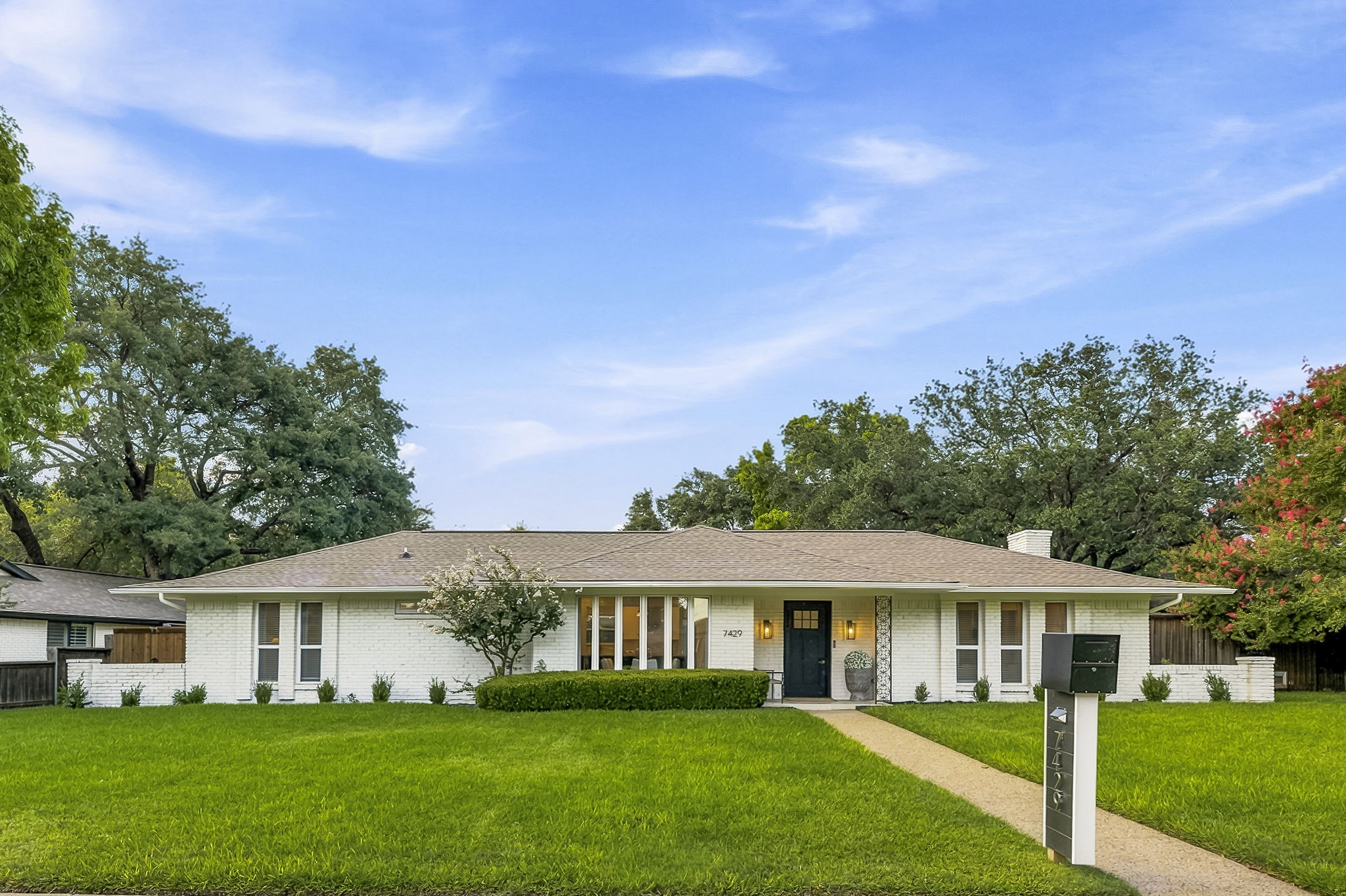 7429 Tangleglen Drive