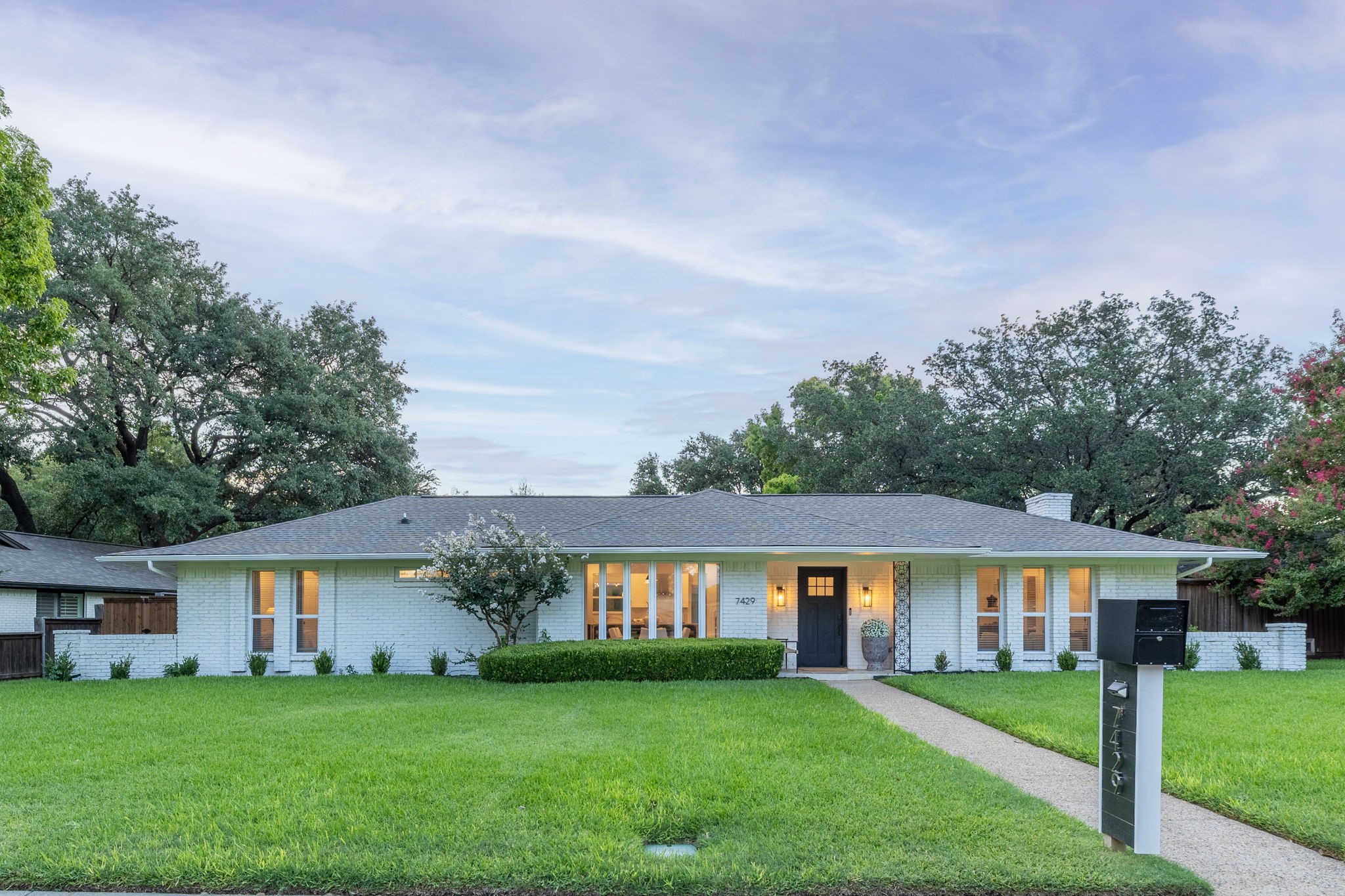 7429 Tangleglen Drive