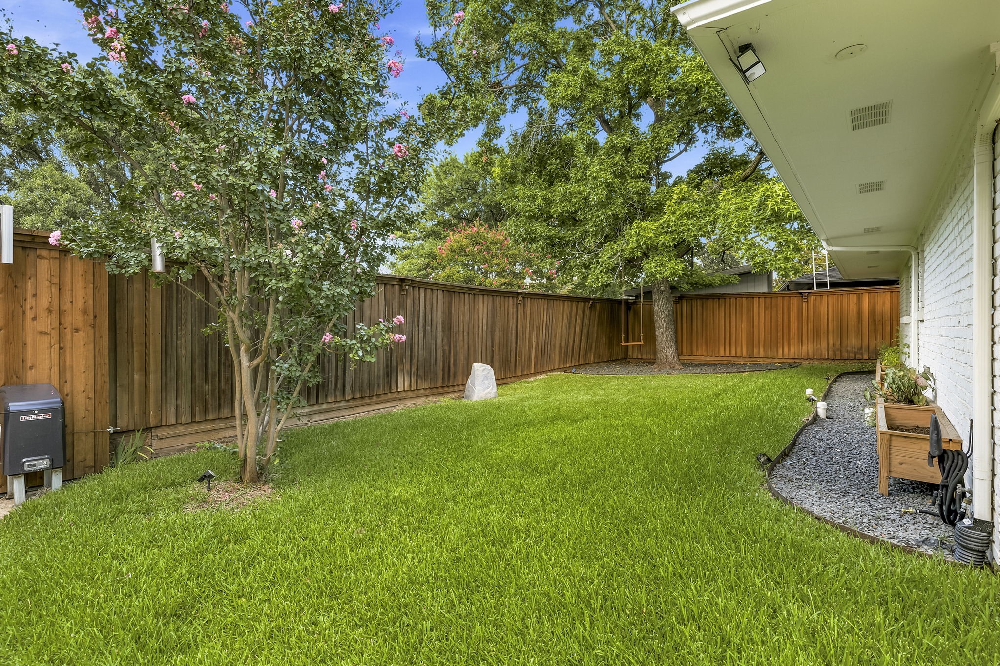 7429 Tangleglen Drive