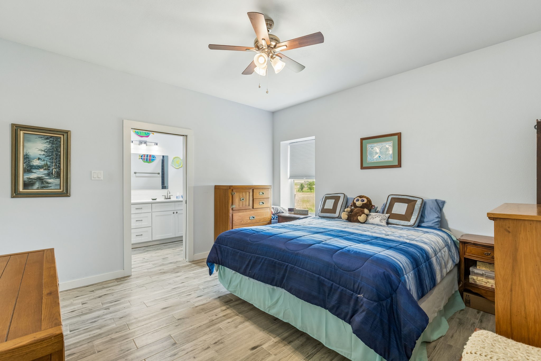 9230 Santa Fe Trail