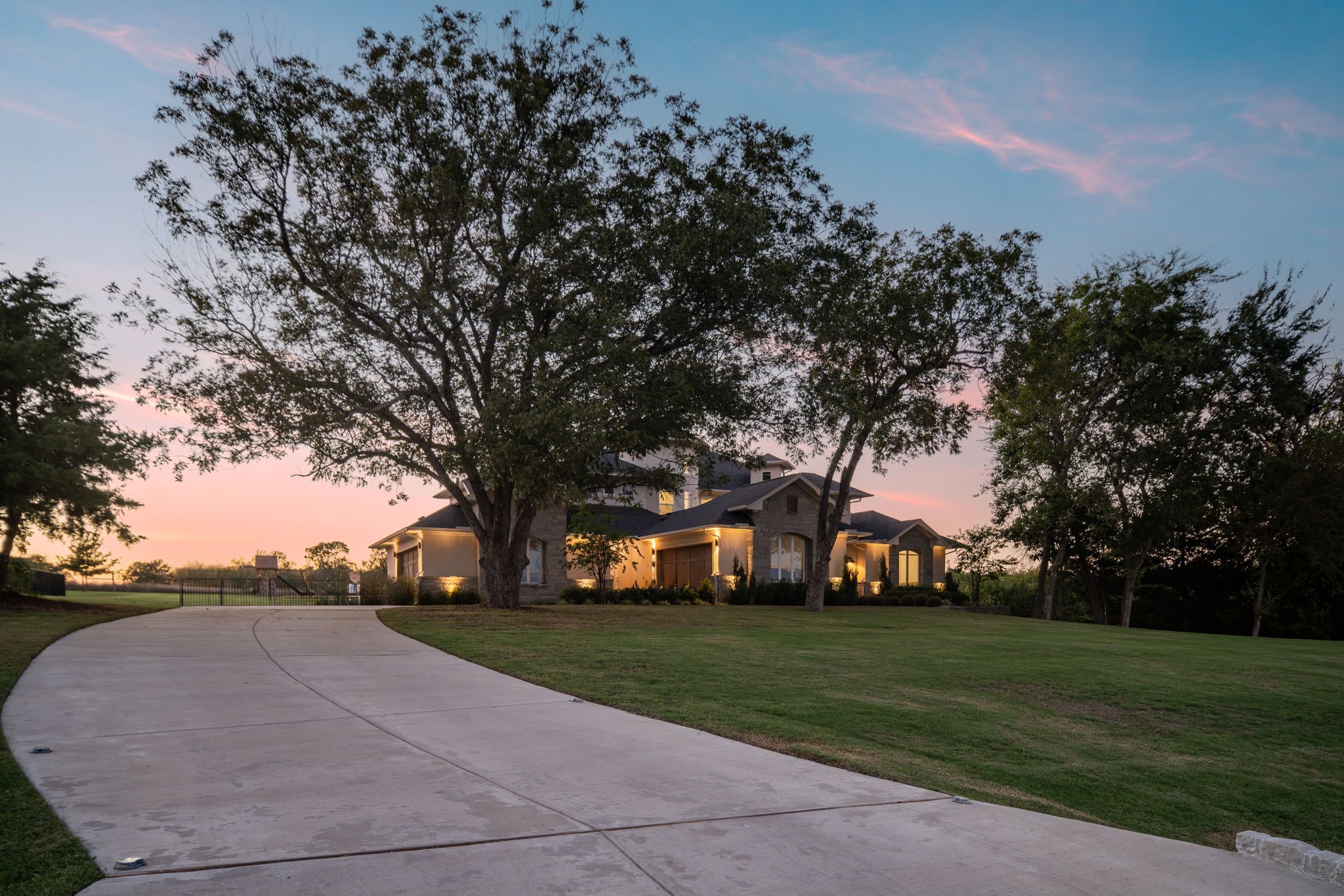 6647 Twilight Drive