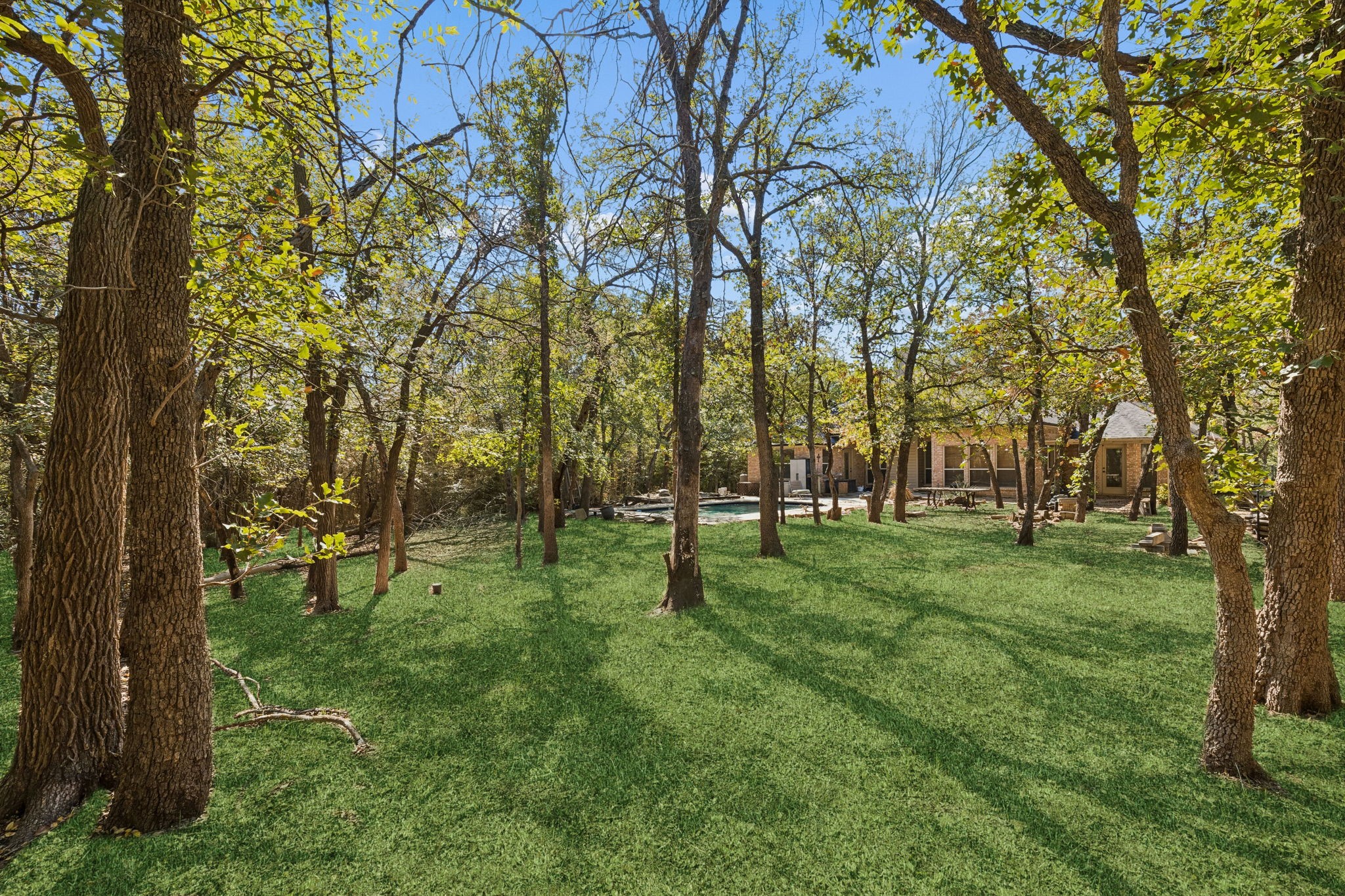 1161 Gibbons Road S