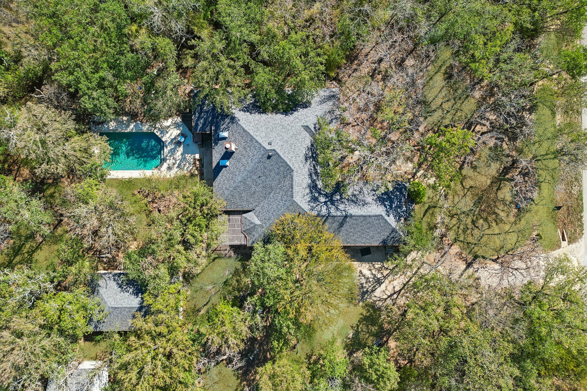 1161 Gibbons Road S