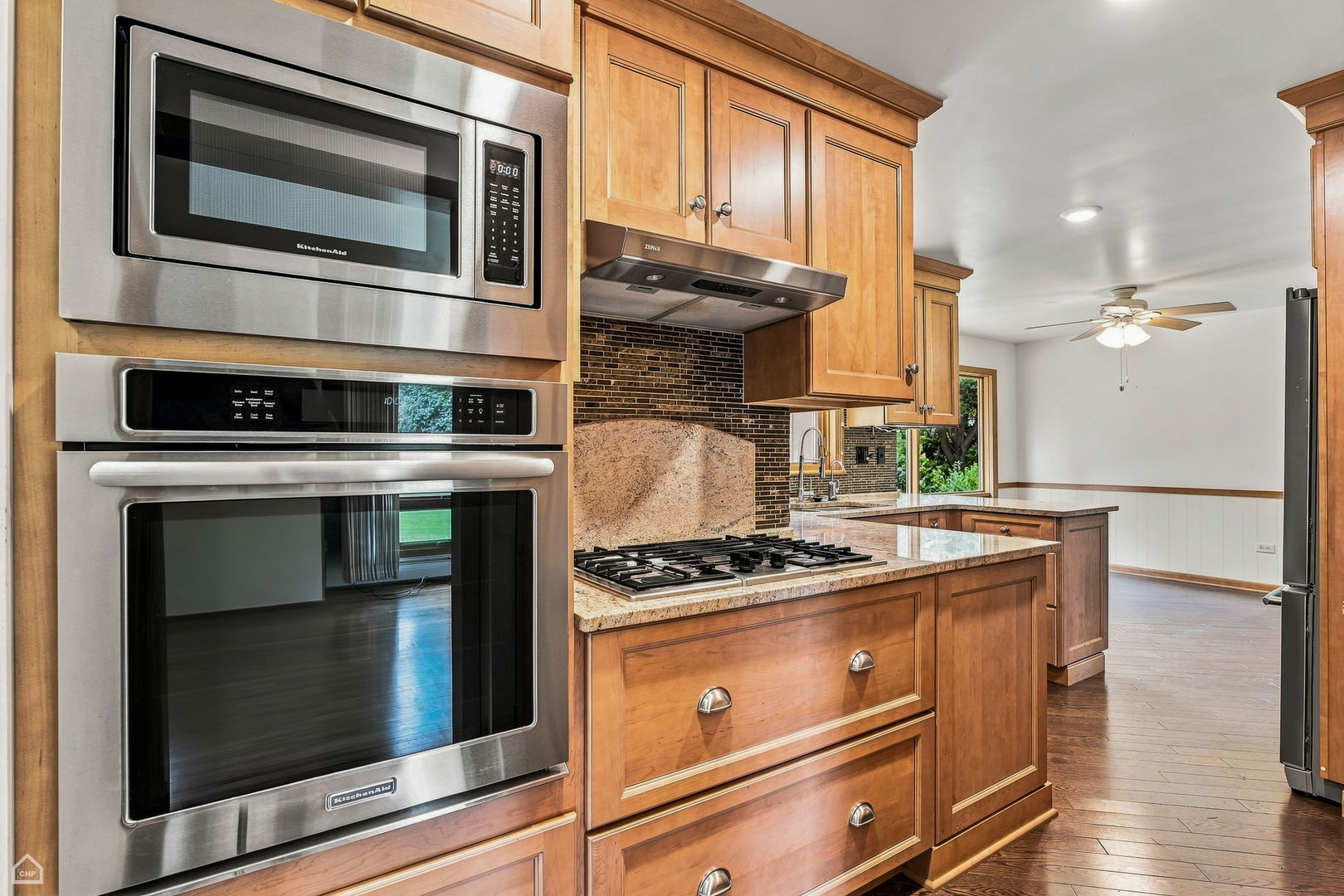 24422 W Cherokee Trail